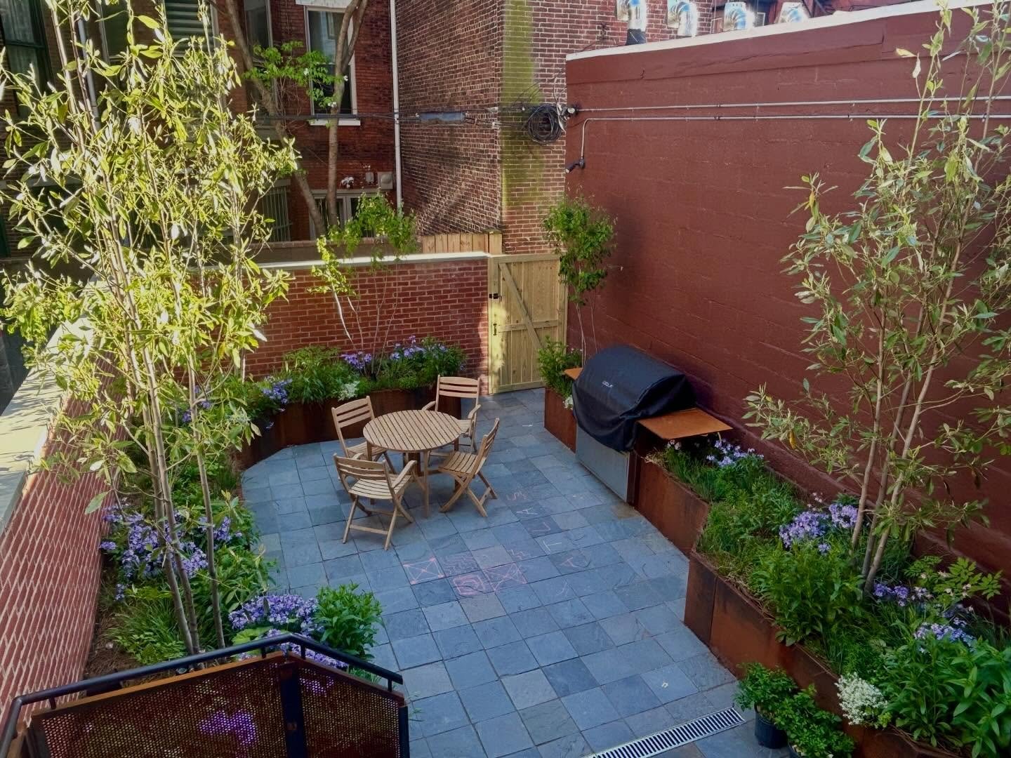 #5 in our Winter Inspo share and this one is for all you city dwellers!

For this Fitler Square project, we were invited to collaborate on planting design and install with design-savvy homeowners who were reimagining outdoor living space while their 
