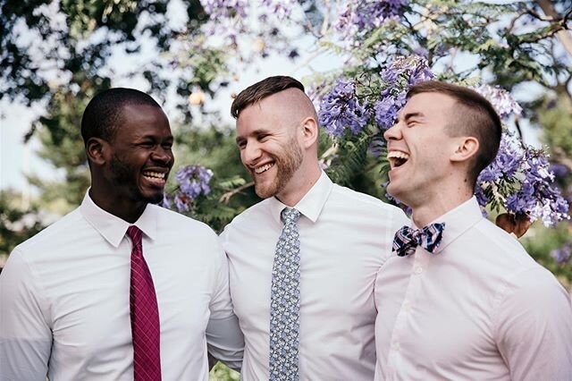 ThrowbackThursday 
Back to carefree days. 
Our trip to California last July for @bubsjames wedding. Wash your hands peeps. From my queer little family to yours, stay safe. ❤️❤️❤️
.
.
.
.
.
 #sunshine #love #wedding #dressedup #party #bow tie #nature 