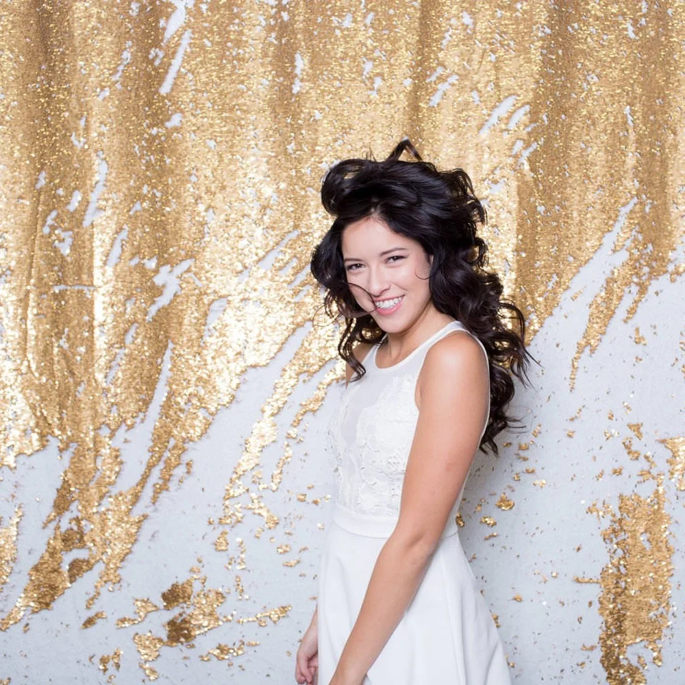 REVERSIBLE GOLD AND WHITE SEQUIN