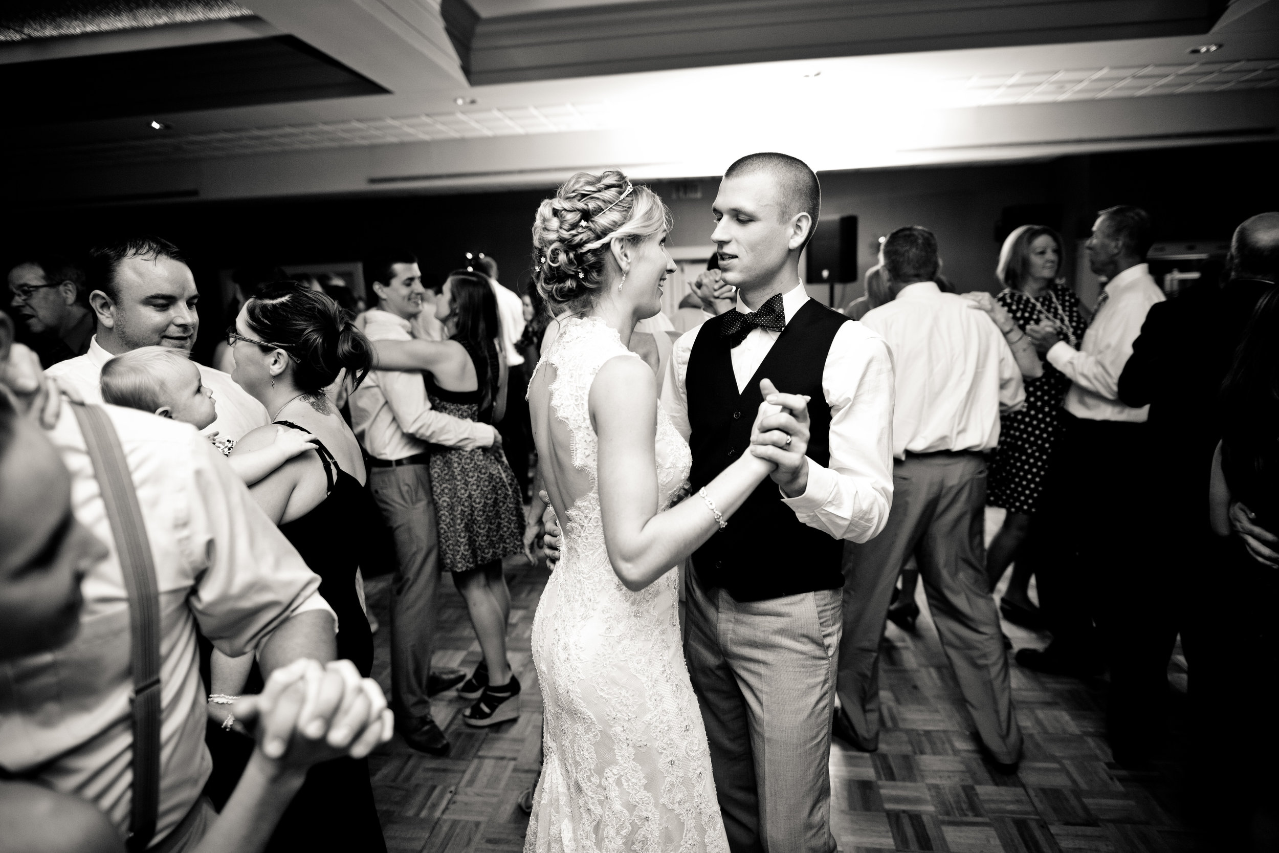 Bridal Party -215.jpg