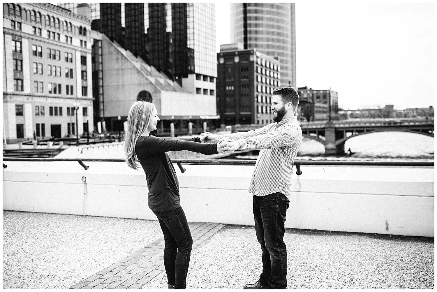 lindybethphotography_engagement_laurenluke_0041.jpg