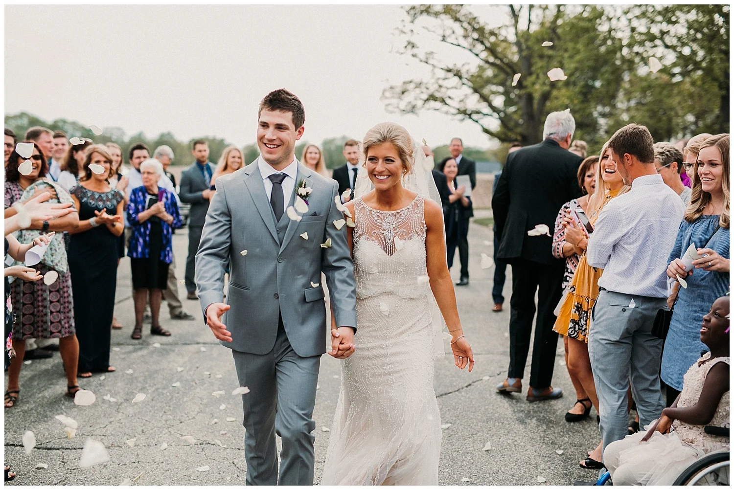 lindybeth photography - headley wedding - goei center-207.jpg