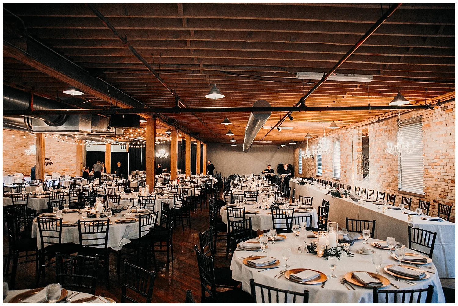 lindybeth photography - headley wedding - goei center-220.jpg