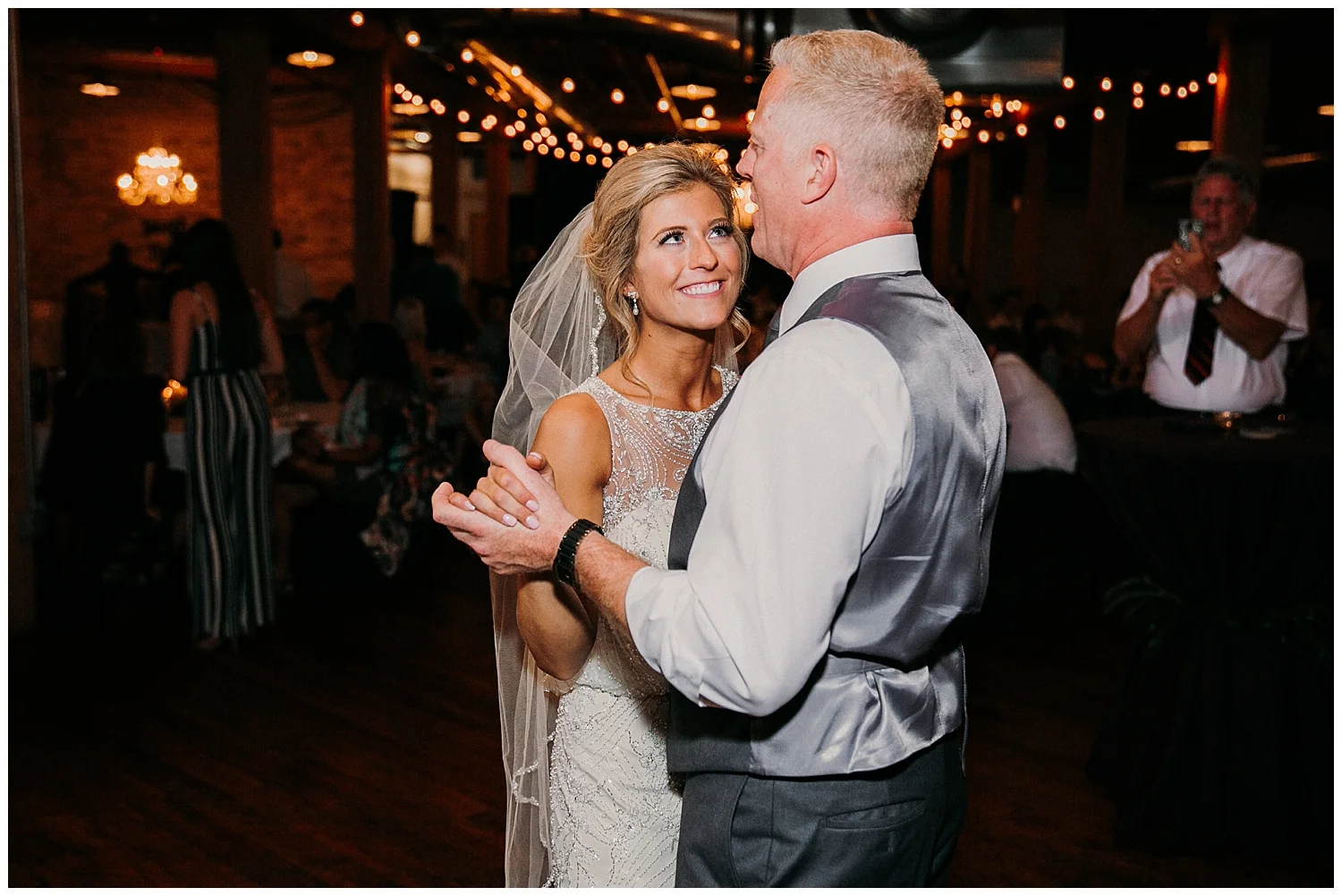 lindybeth photography - headley wedding - goei center-240.jpg
