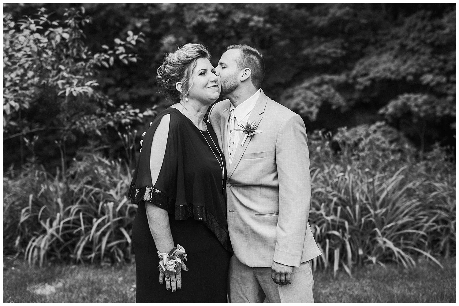 lindybeth photography - degraaf wedding - blog-113.jpg