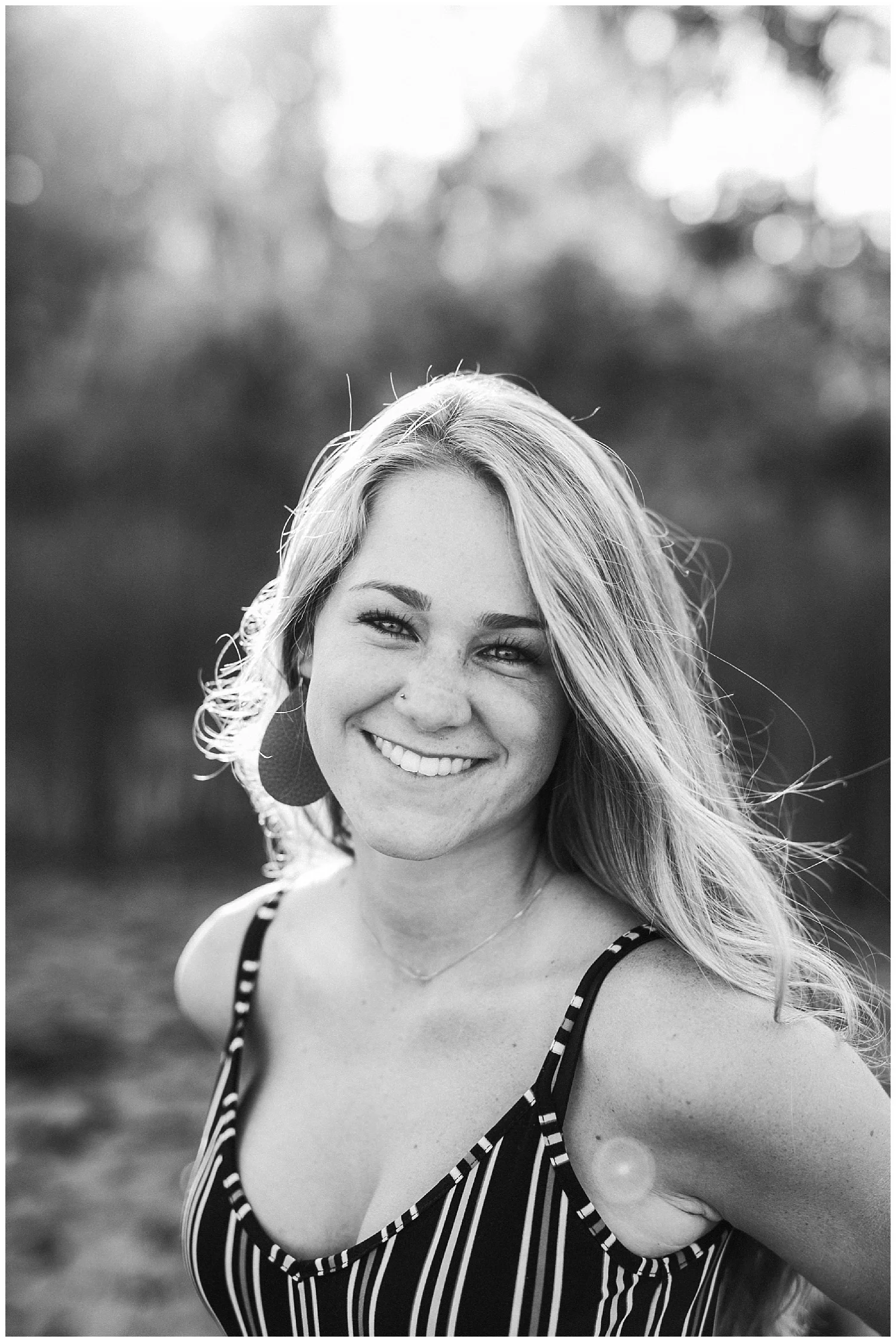 lindybeth photography - senior pictures - maddie-88.jpg