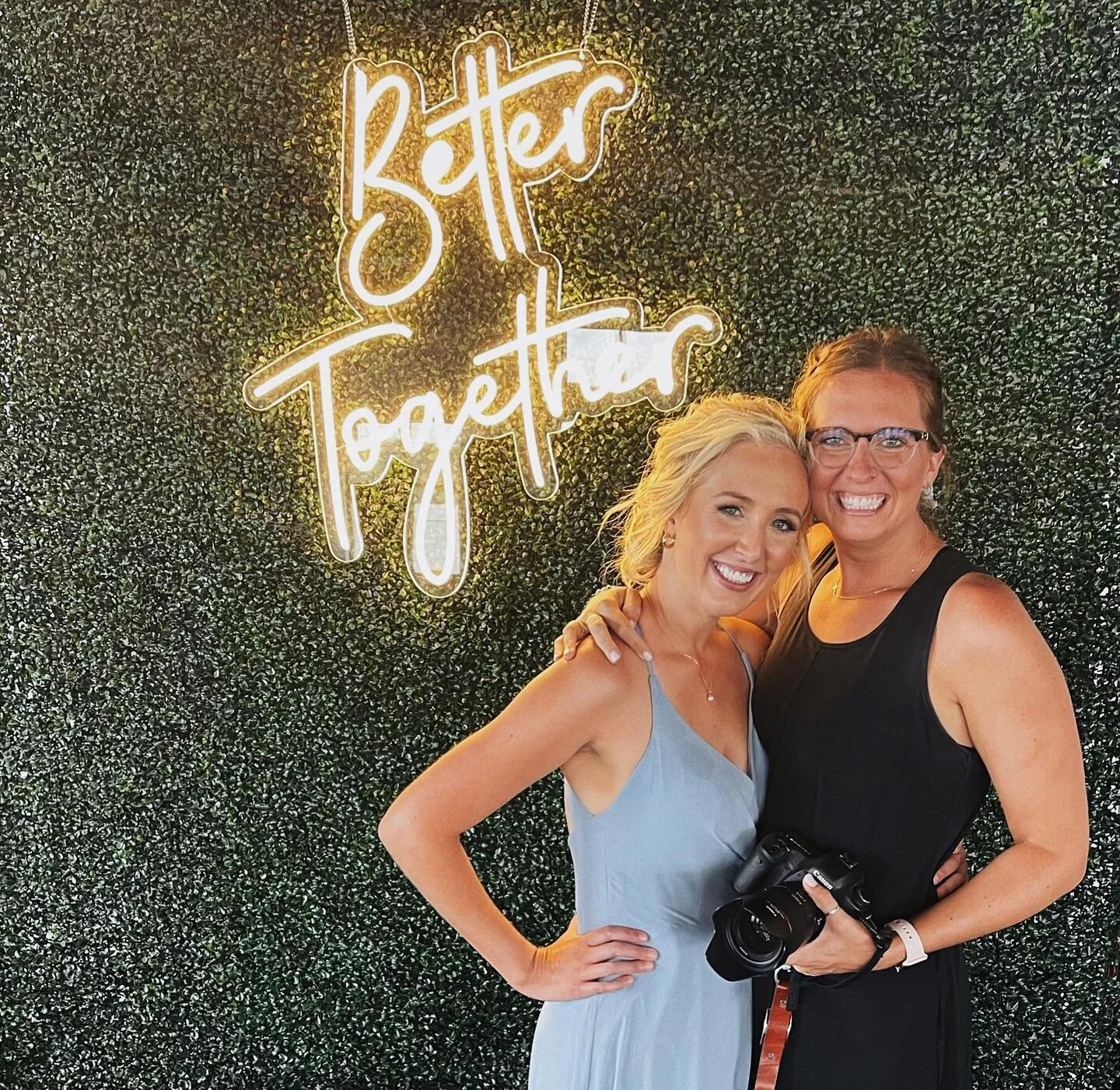 Another tag team wedding with @kyleepaigephotography 🥰📸

#communityovercompetition 
#bettertogether
