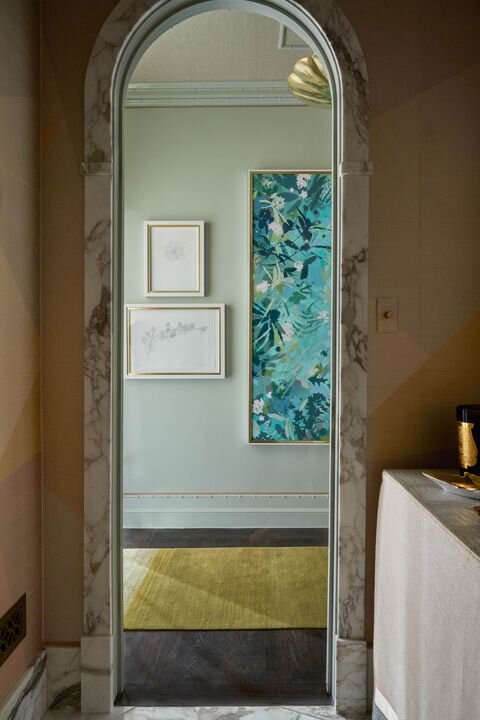  Design: “Chamber Des Motifs and Couloir De Fleurs”,  Mary Beth Wagner Interiors   // Photo:  Stephen Karlisch  