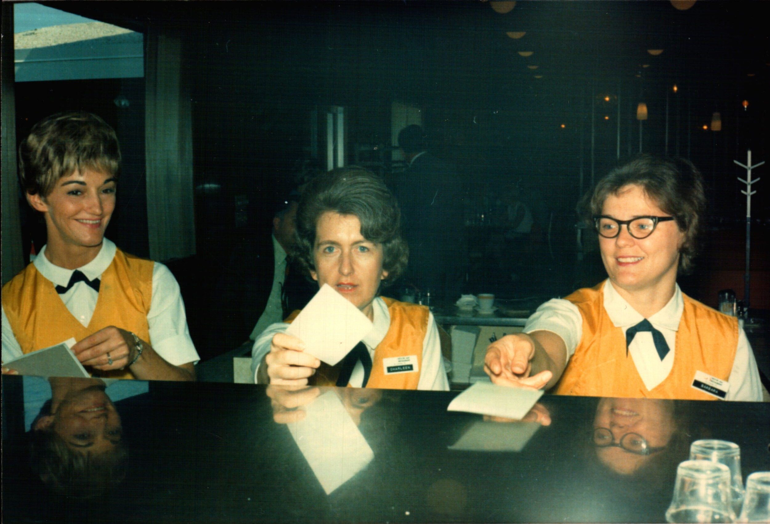 taco bell uniform 1980s