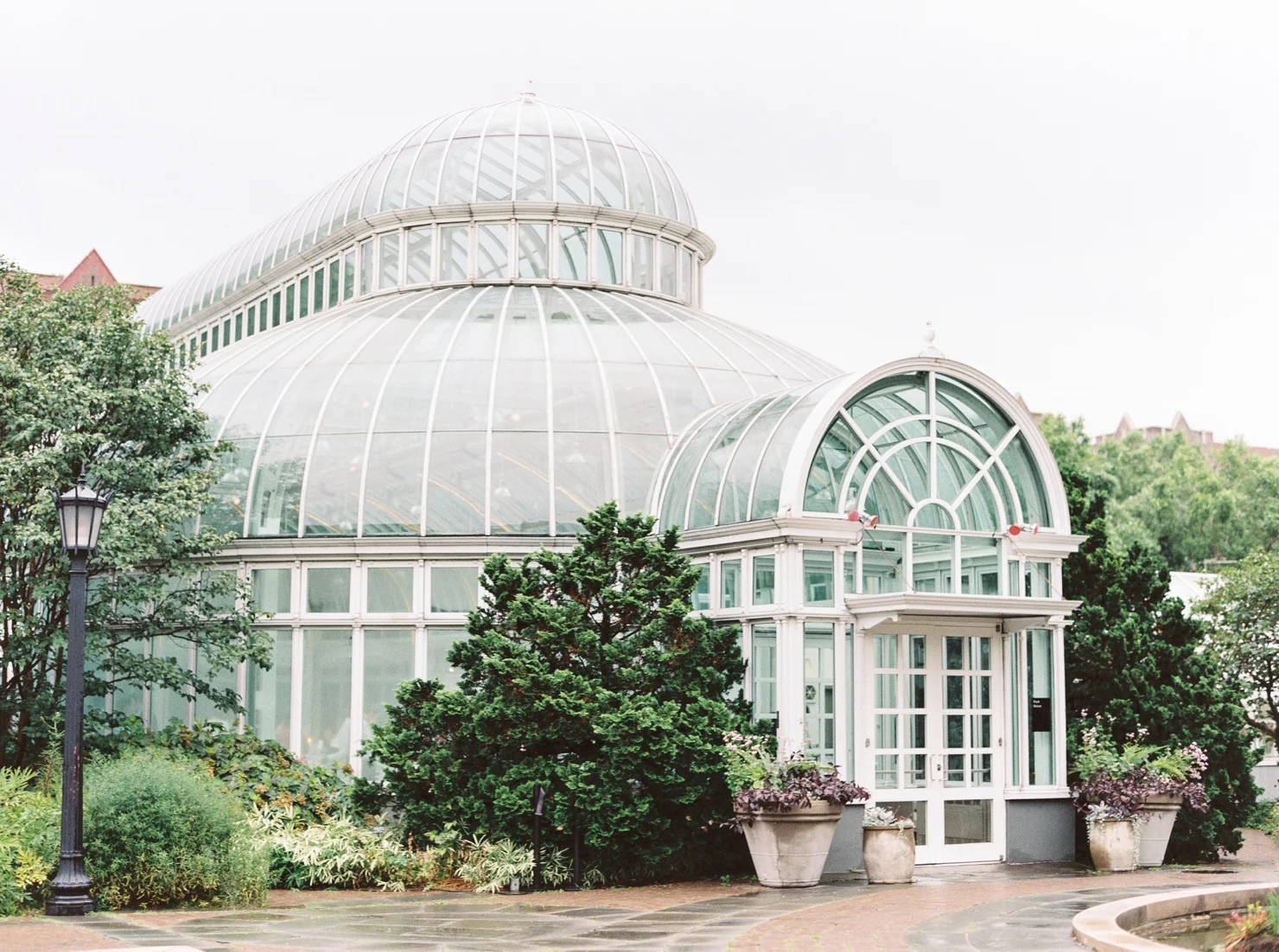 Whimsical-Romantic-Brooklyn-Botanical-Gardens-Wedding-Photos-Film-Wedding-Photographer-NYC_0005.jpg
