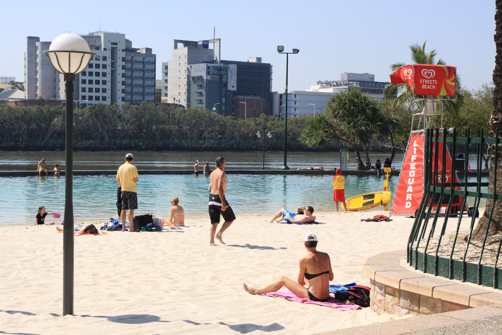 Fig 21: A section of Southbank foreshore, Brisbane that is a node of community activity