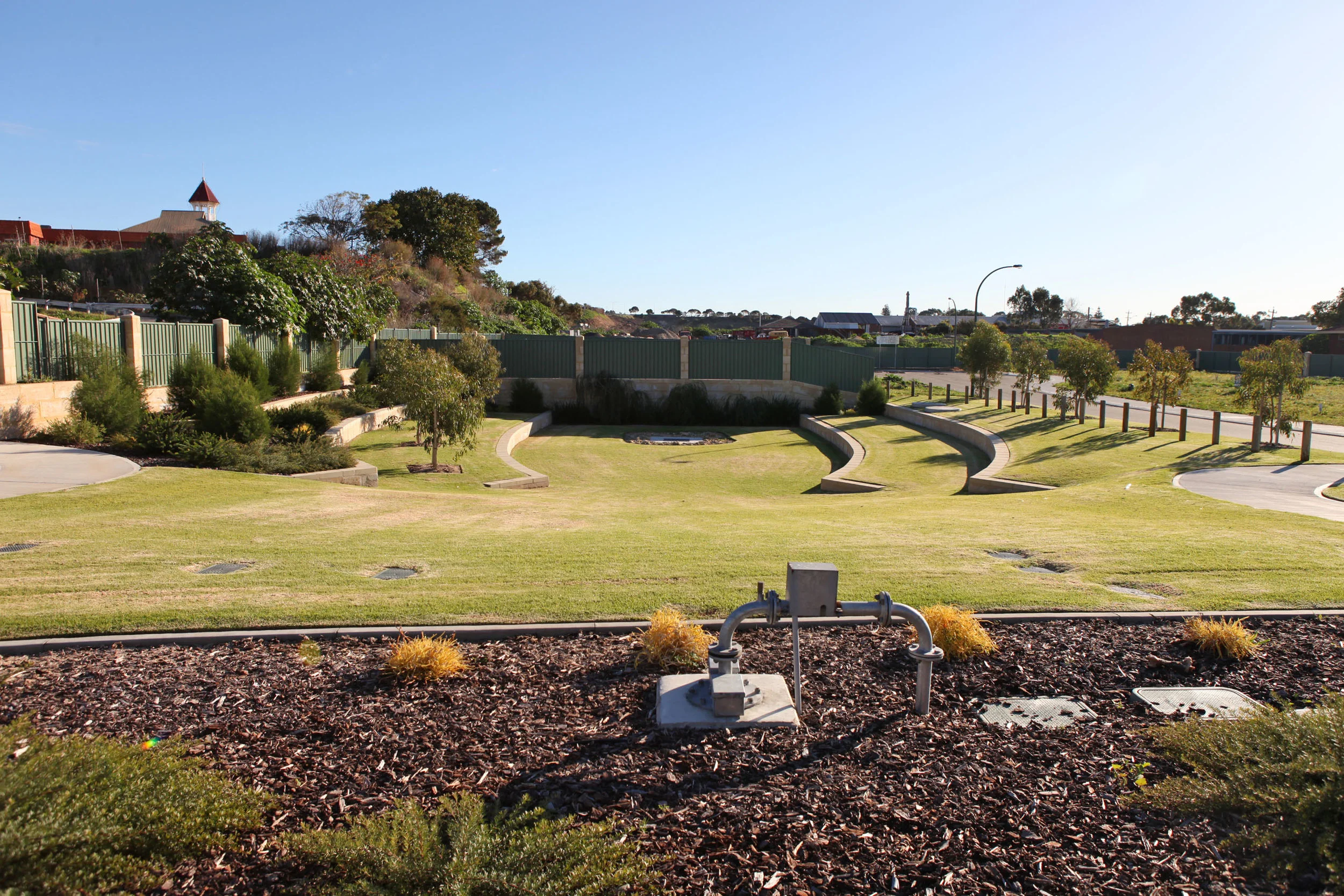 Fig 28: Small park in South Fremantle with no useable infrastructure