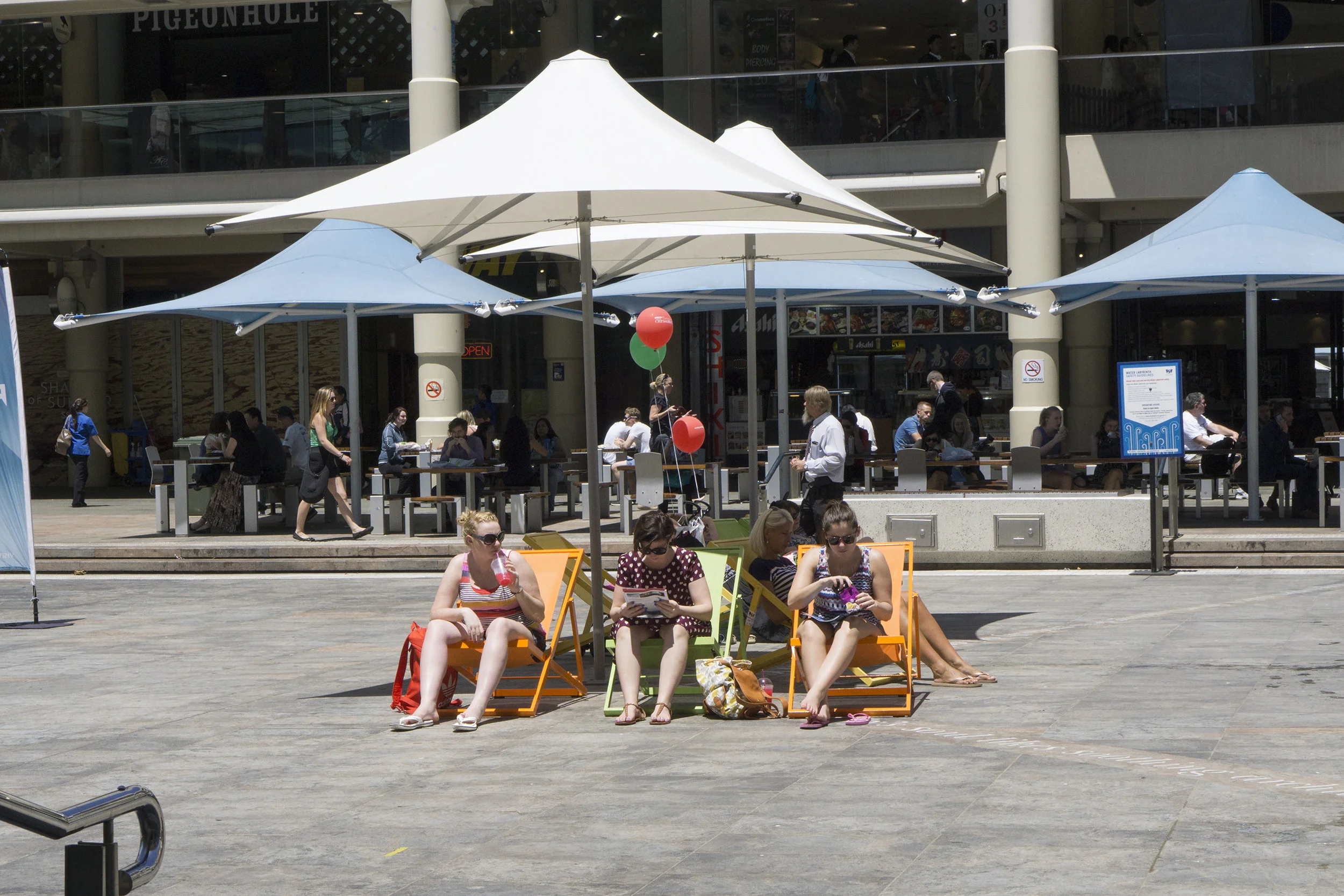 Figs 8, 9: Shade and deck chairs in Forrest Place