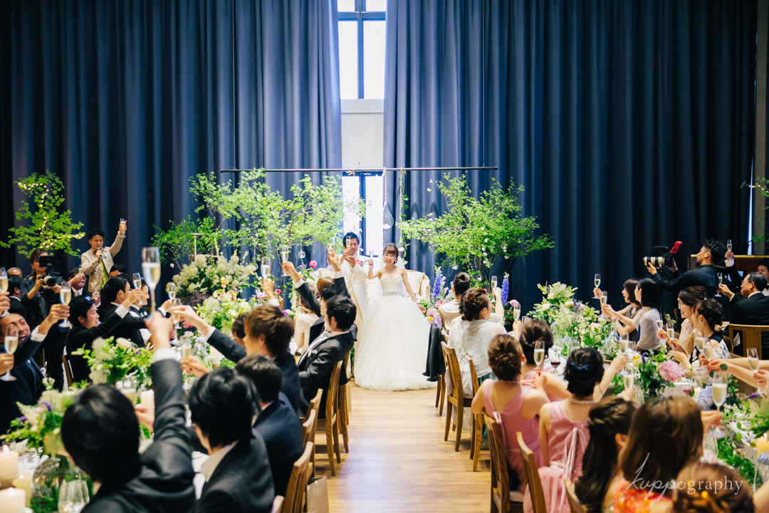 ベイサイド迎賓館ベランダ みなとみらい で結婚式 ウェディングカメラマン クッポグラフィー 結婚式の写真撮影 ブライダルフォト ベイサイド迎賓館ベランダ みなとみらい で結婚式 ウェディングカメラマン クッポグラフィー 結婚式の写真撮影 ブライダルフォト