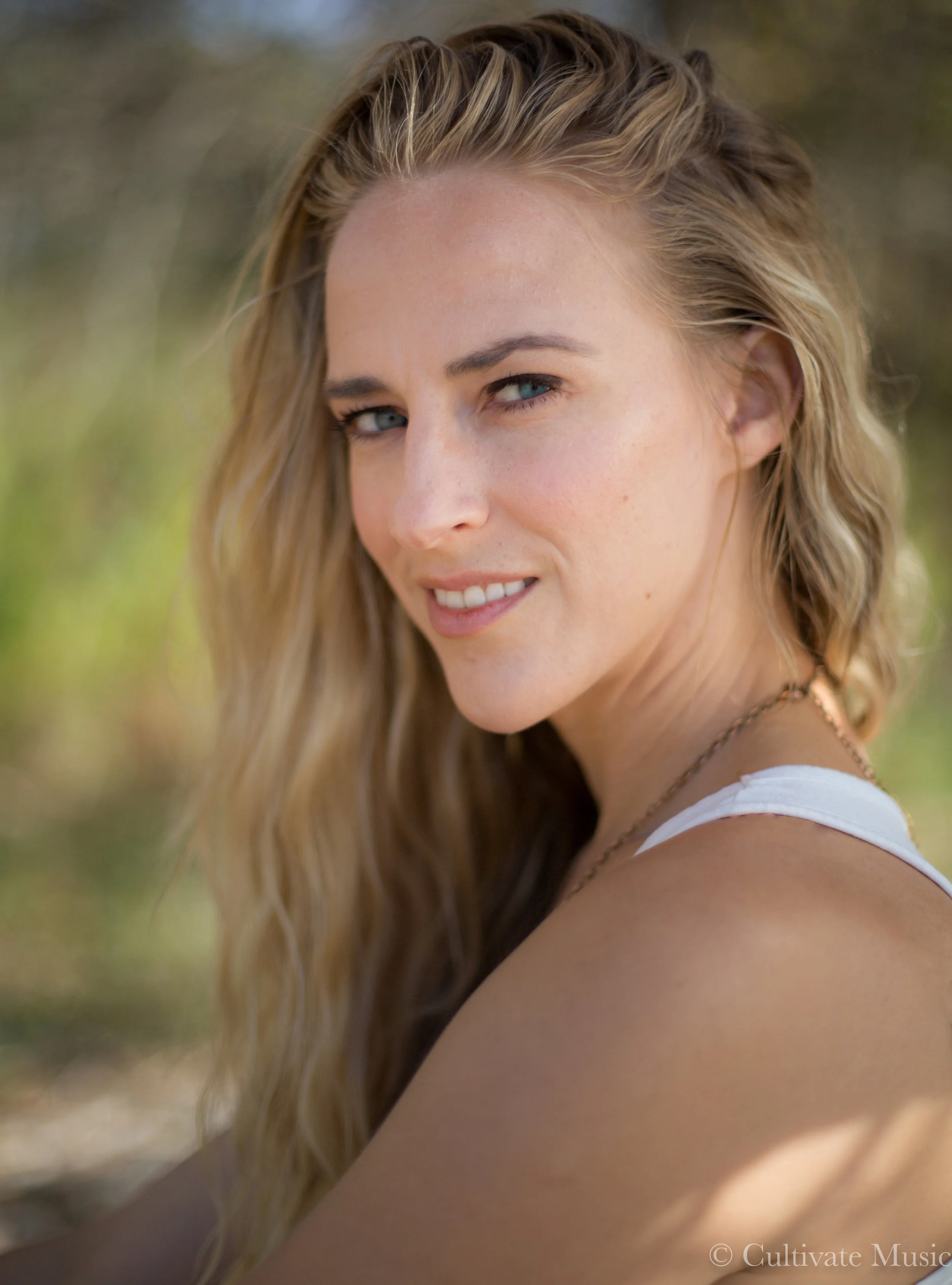 Tera Sundri Head Shot (3 of 1).jpg