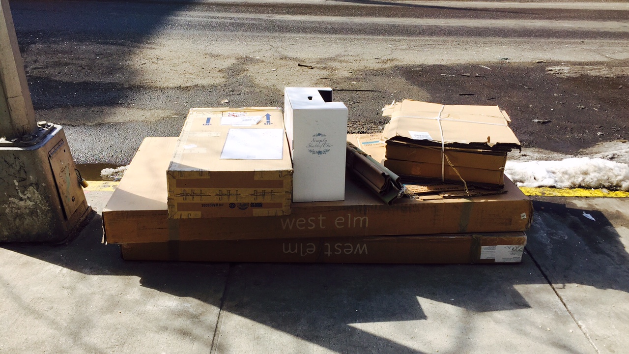  Gustavo. 

 Instagram.com/gustavoluzsousa
@gustavoluzsousa 
