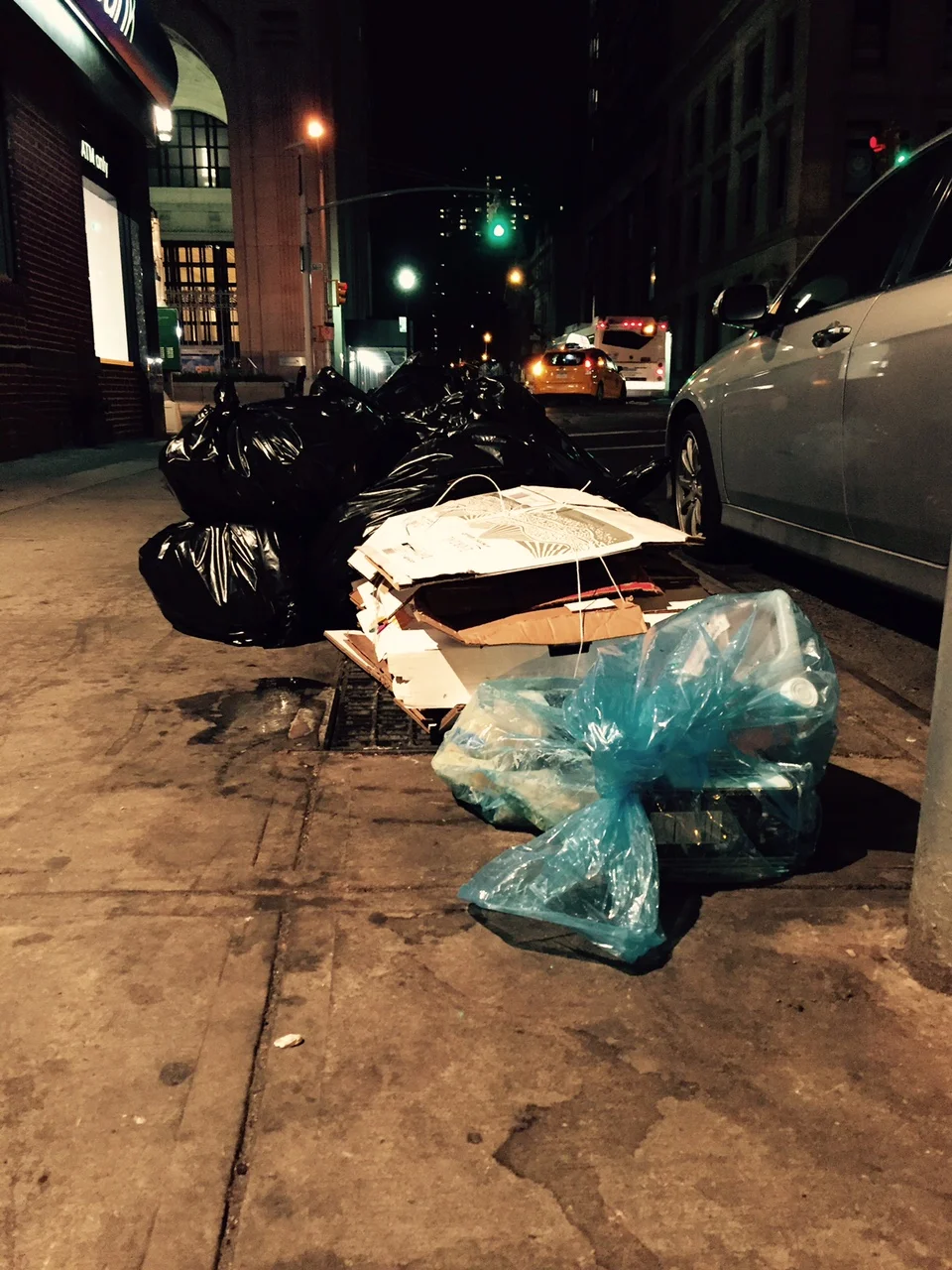  Gustavo. 

 Instagram.com/gustavoluzsousa
@gustavoluzsousa 
