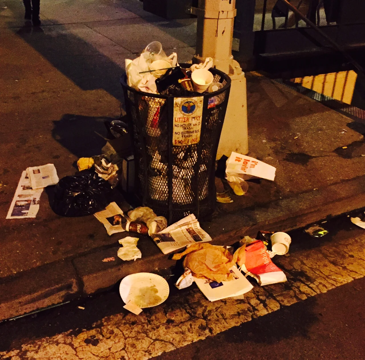  Gustavo. 

 Instagram.com/gustavoluzsousa
@gustavoluzsousa 
