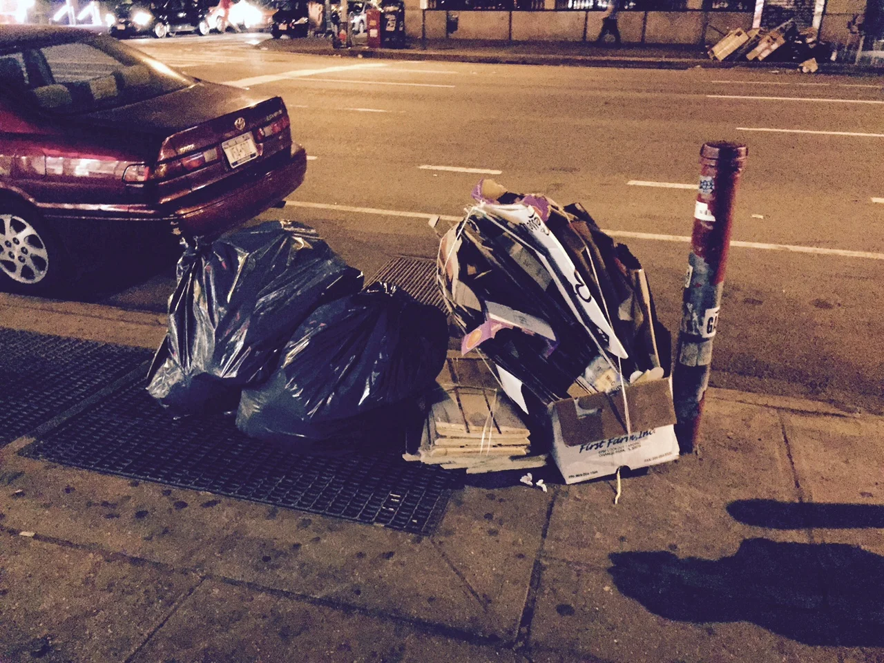  Gustavo. 

 Instagram.com/gustavoluzsousa
@gustavoluzsousa 
