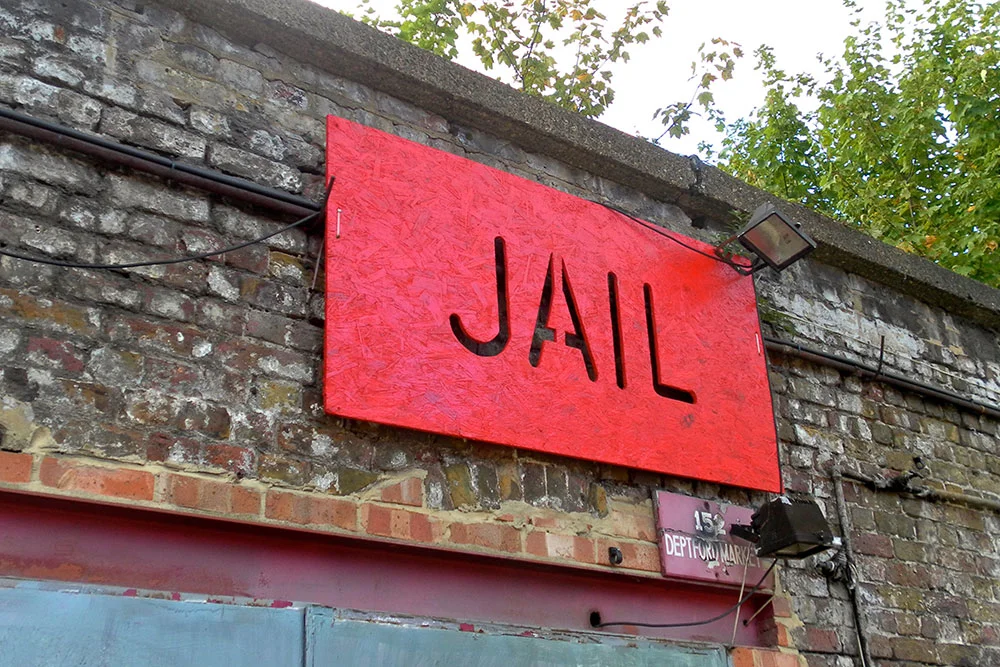 Luke-Thompson_Jail_07