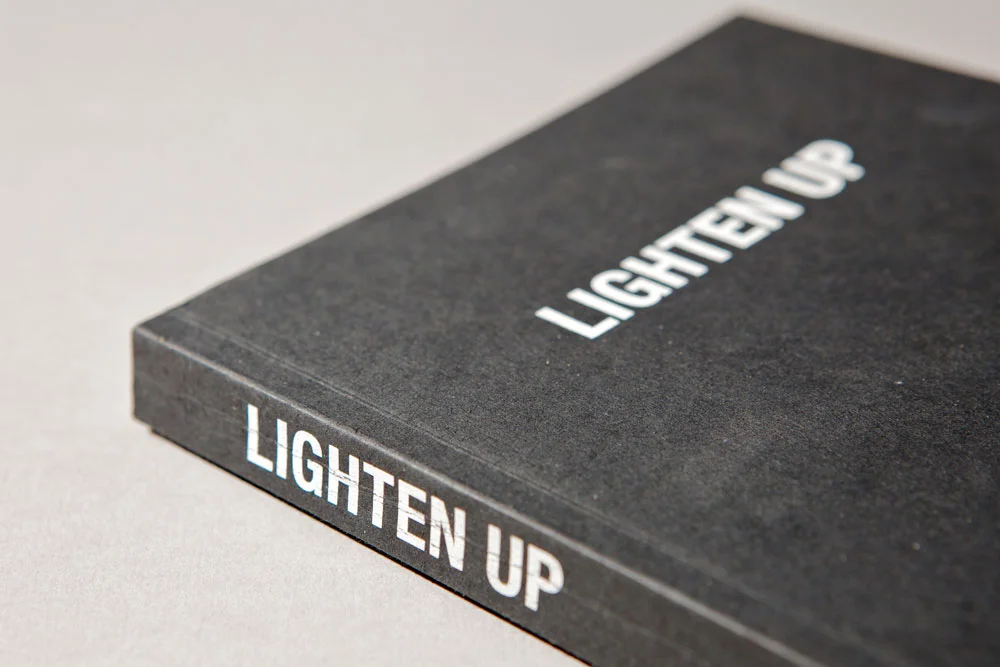 Luke-Thompson_Lighten-Up_02