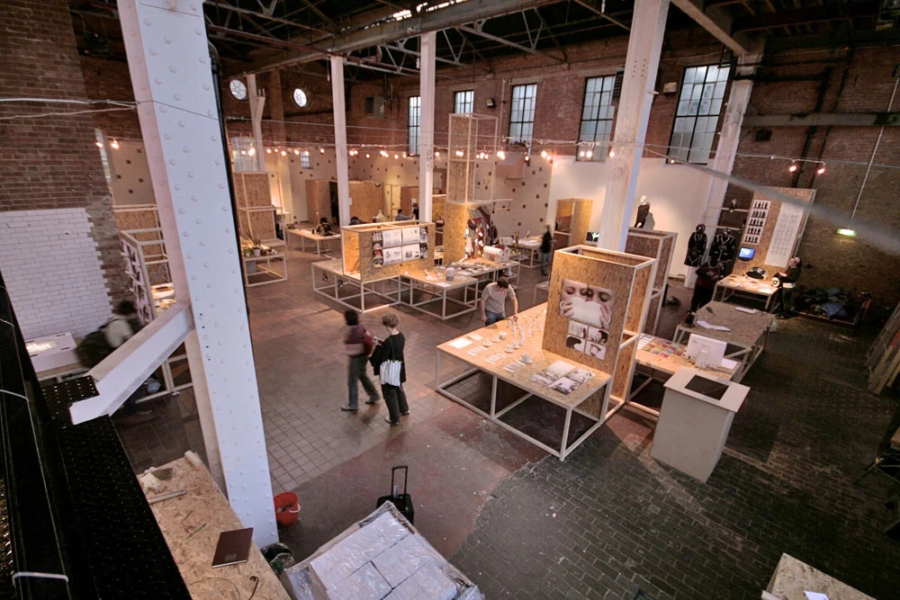 Luke-Thompson_Pirate-Utopias_06