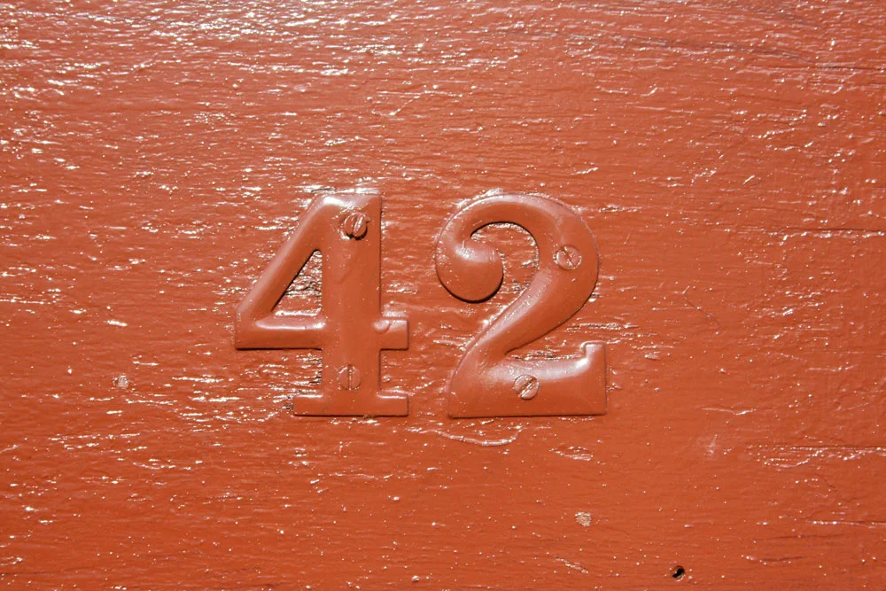 Luke-Thompson_Revelon-Road_12