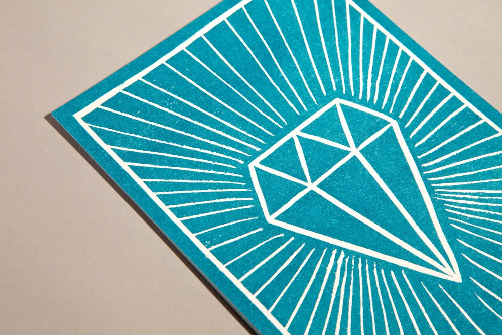 Luke-Thompson_Diamond-Invite_03