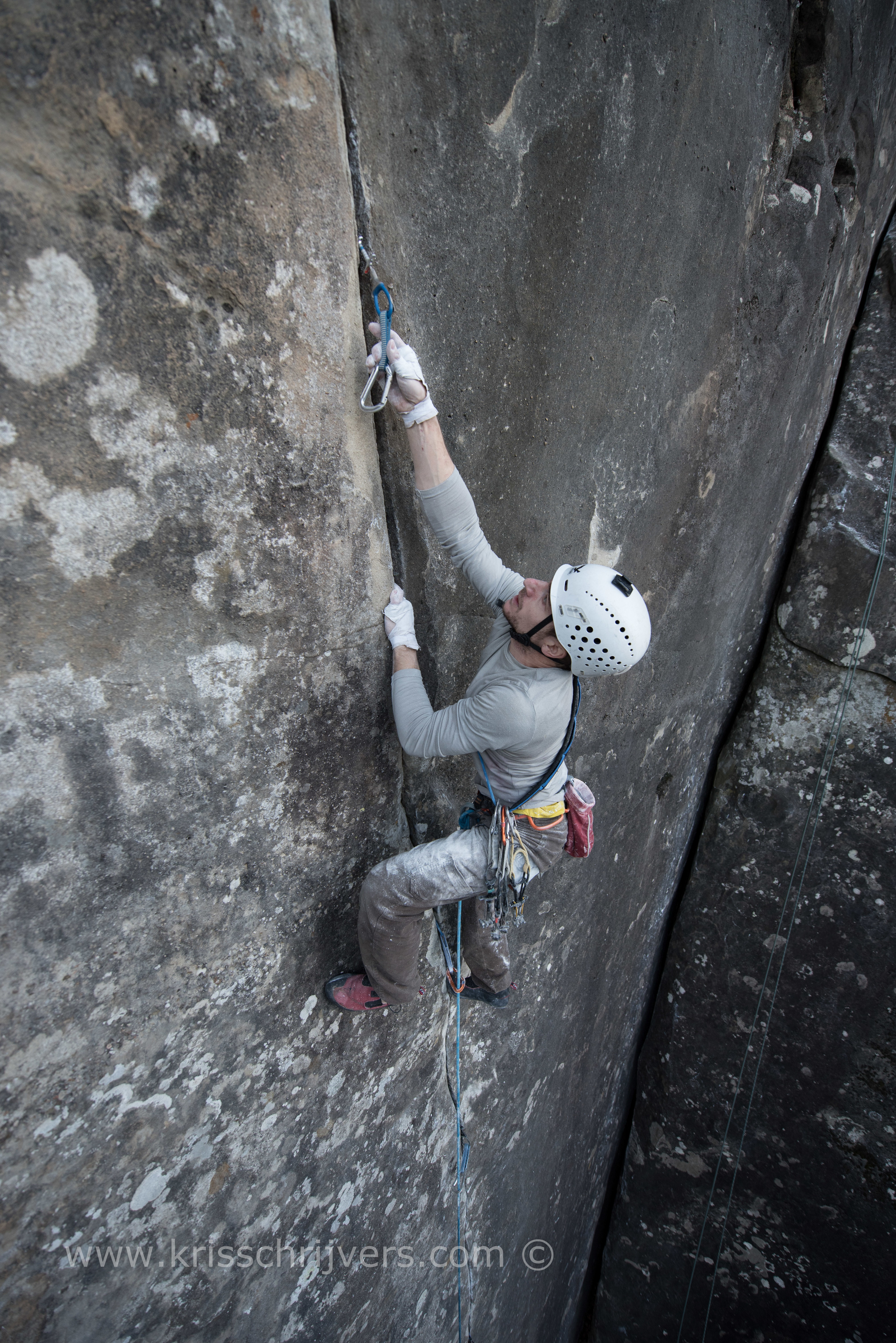 Pure finger 7c (5.12d)