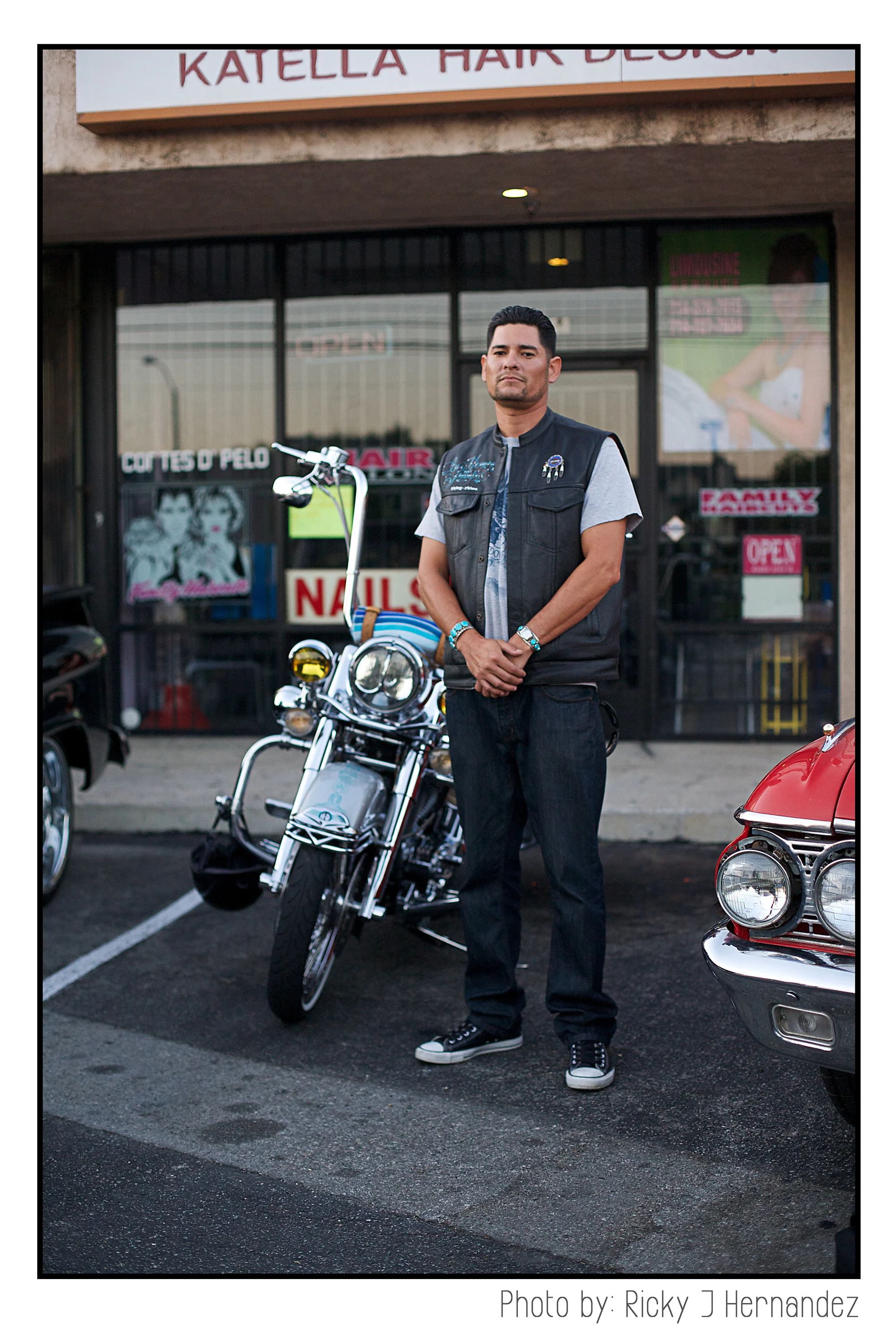 La Familia de "Mi Familia Tattoo"- Tattoo Shop Grand Opening