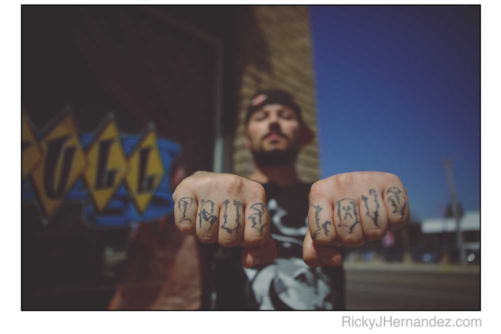 Ricky-J-Hernandez-Portrait-of-Italian-tattoo-artist-Macko-and-Fo