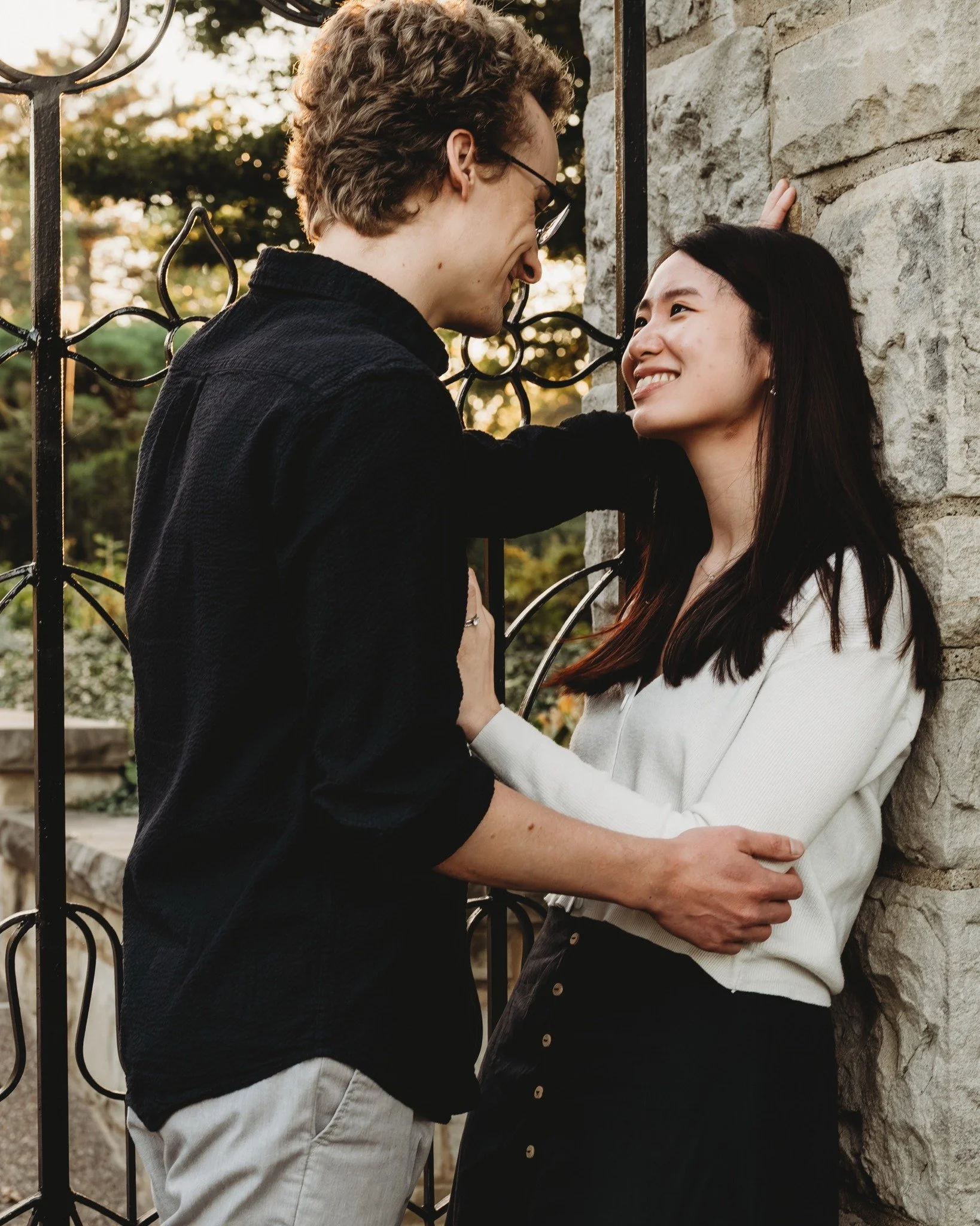 Been quiet on socials lately but I am working my butt off to make it through tons of engagements, weddings, and minis over here! So much goodness to share on here once I make it out of the editing cave, but for now, enjoy these two cuties 🥰