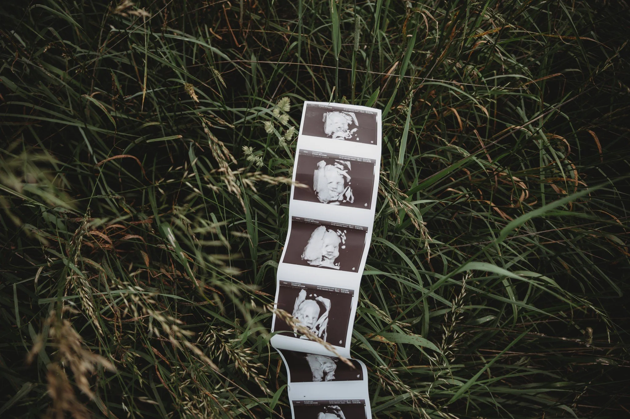 Putting the final touches on the newly added Newborn section of my website (and accidentally deleting a ton of photos I didn't mean to 😅) had me digging back through the archives for some old favorites. Man I used to be a pro at SquareSpace, but aft