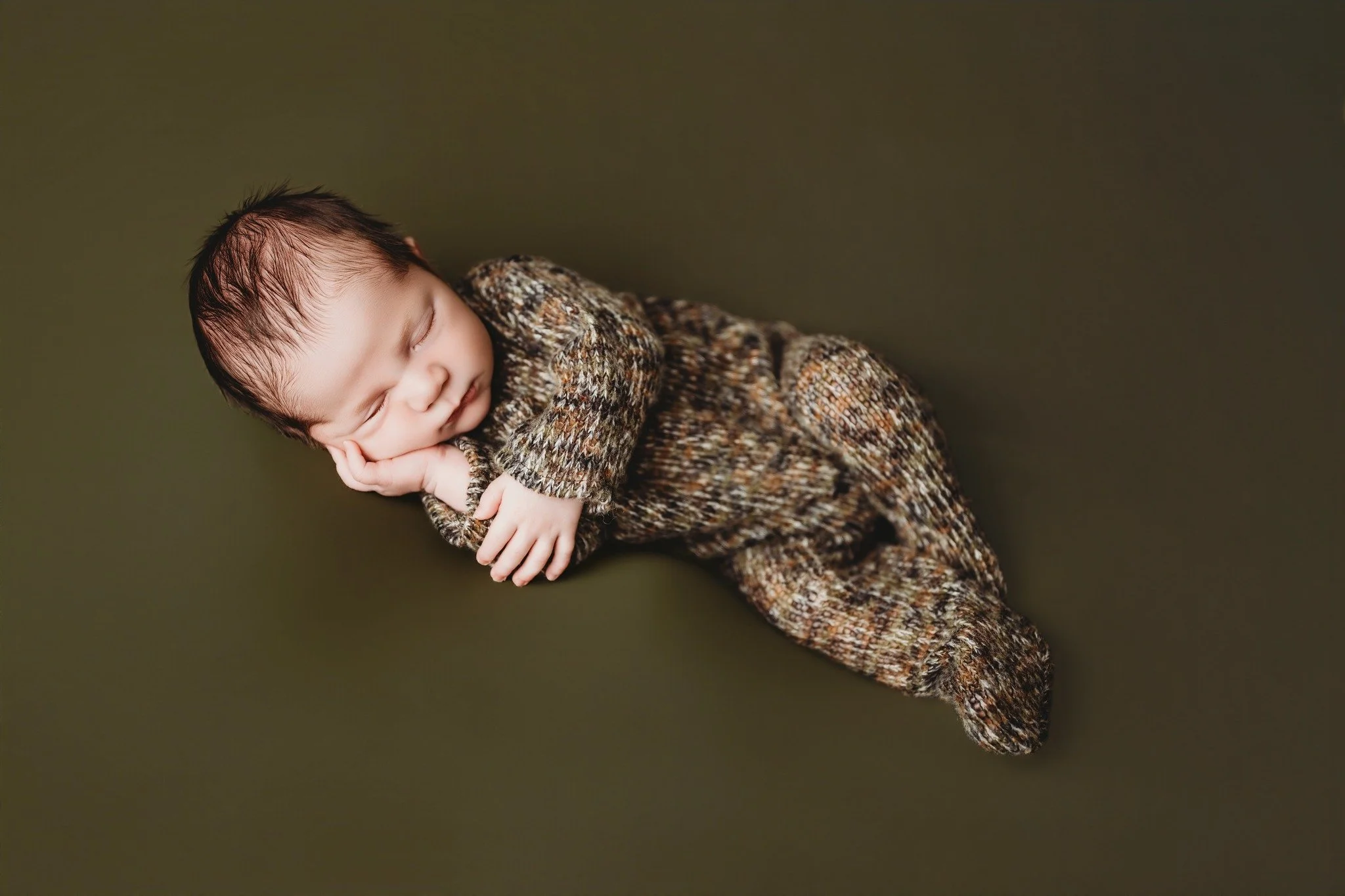 Baby Carson!
I can't get enough of these newborn sessions!