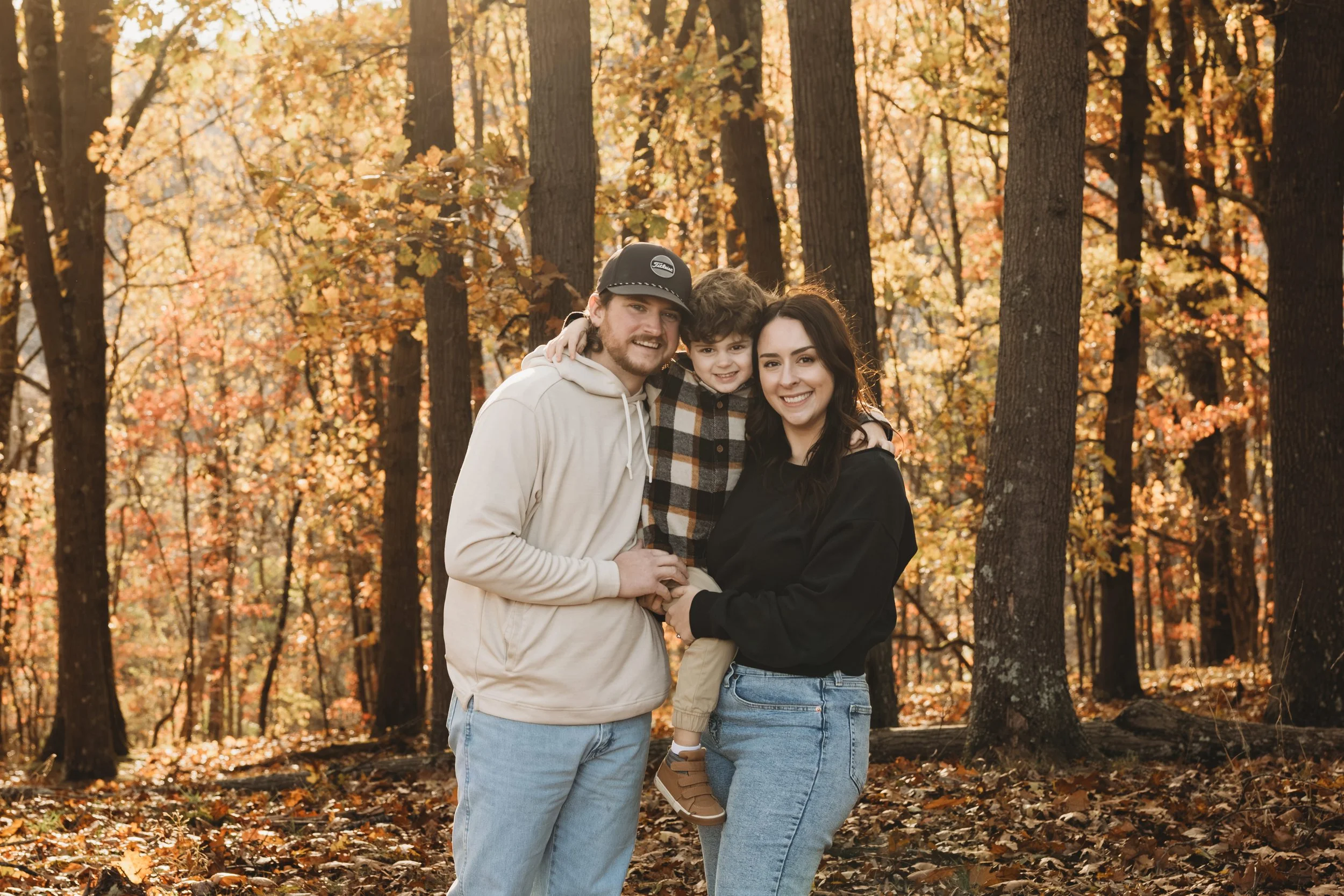 Golden Hour in the Park | Fall Family Photo Session