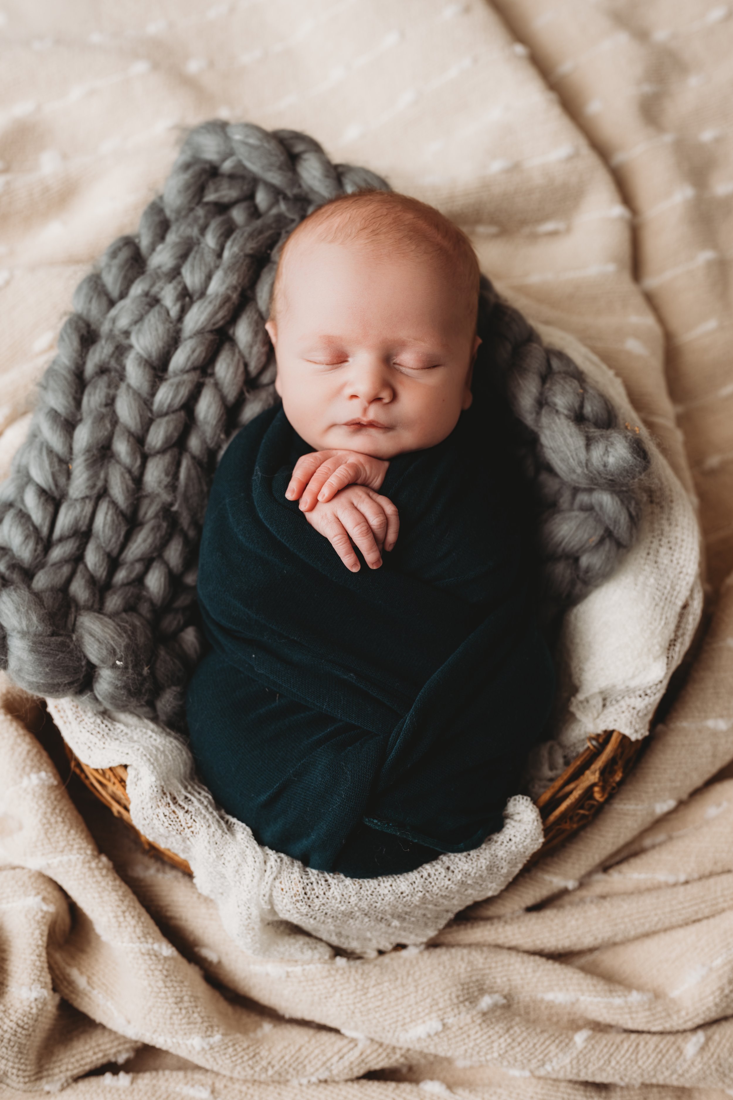 Cranberry twp newborn photogapher, cranberry twp newborn photography, wexford newborn photography, wexford newborn photographer, butler newborn photography, butler newborn photographer. pittsburgh newborn photography, pittsburgh newborn photographer