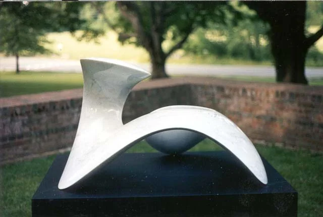 "Horizon" Carrara marble (front view) 22x38x28 inches. 1990.