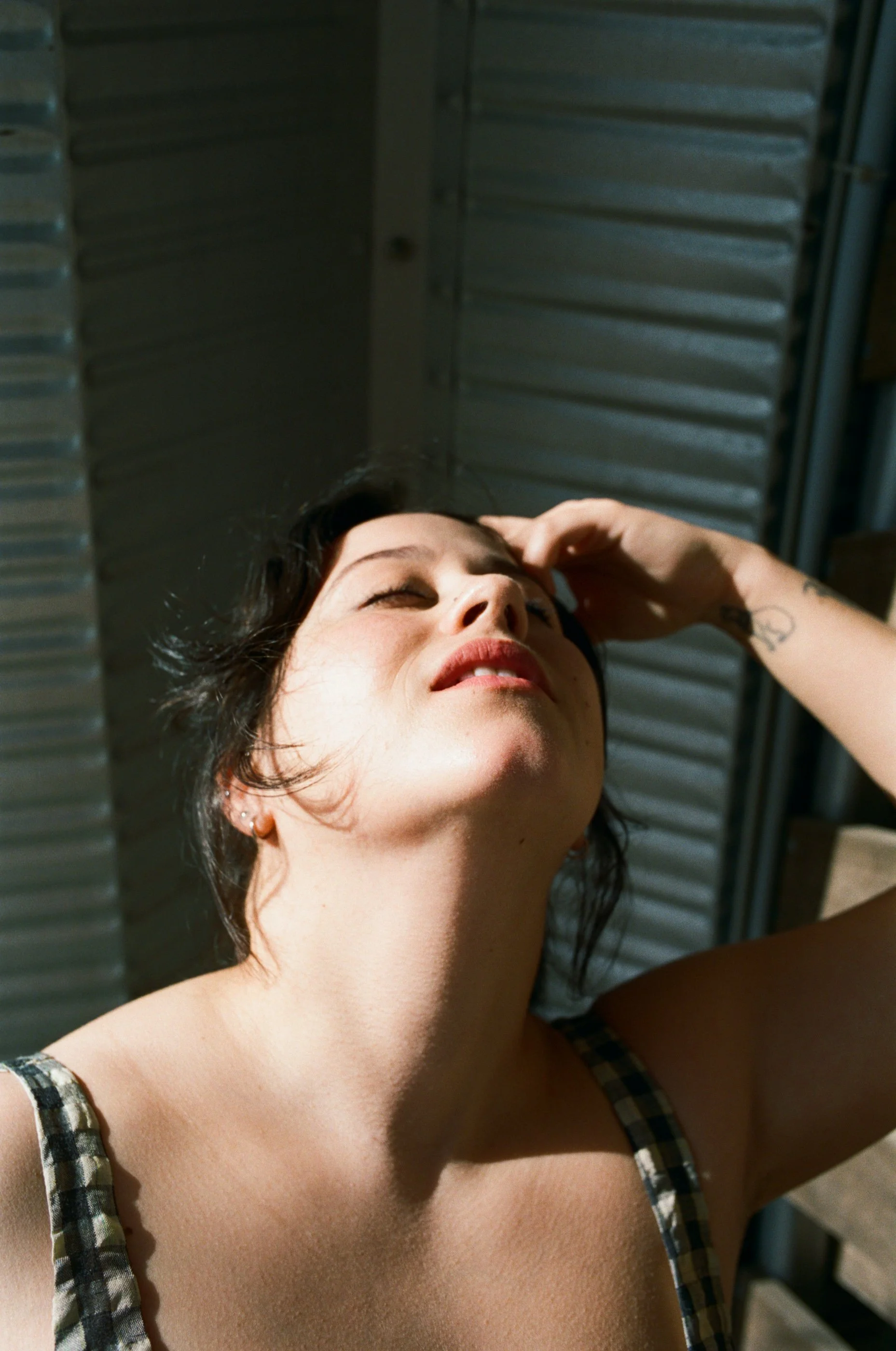 Cathlin McCullough_Portraits_Yasmeen's neck-24.jpg