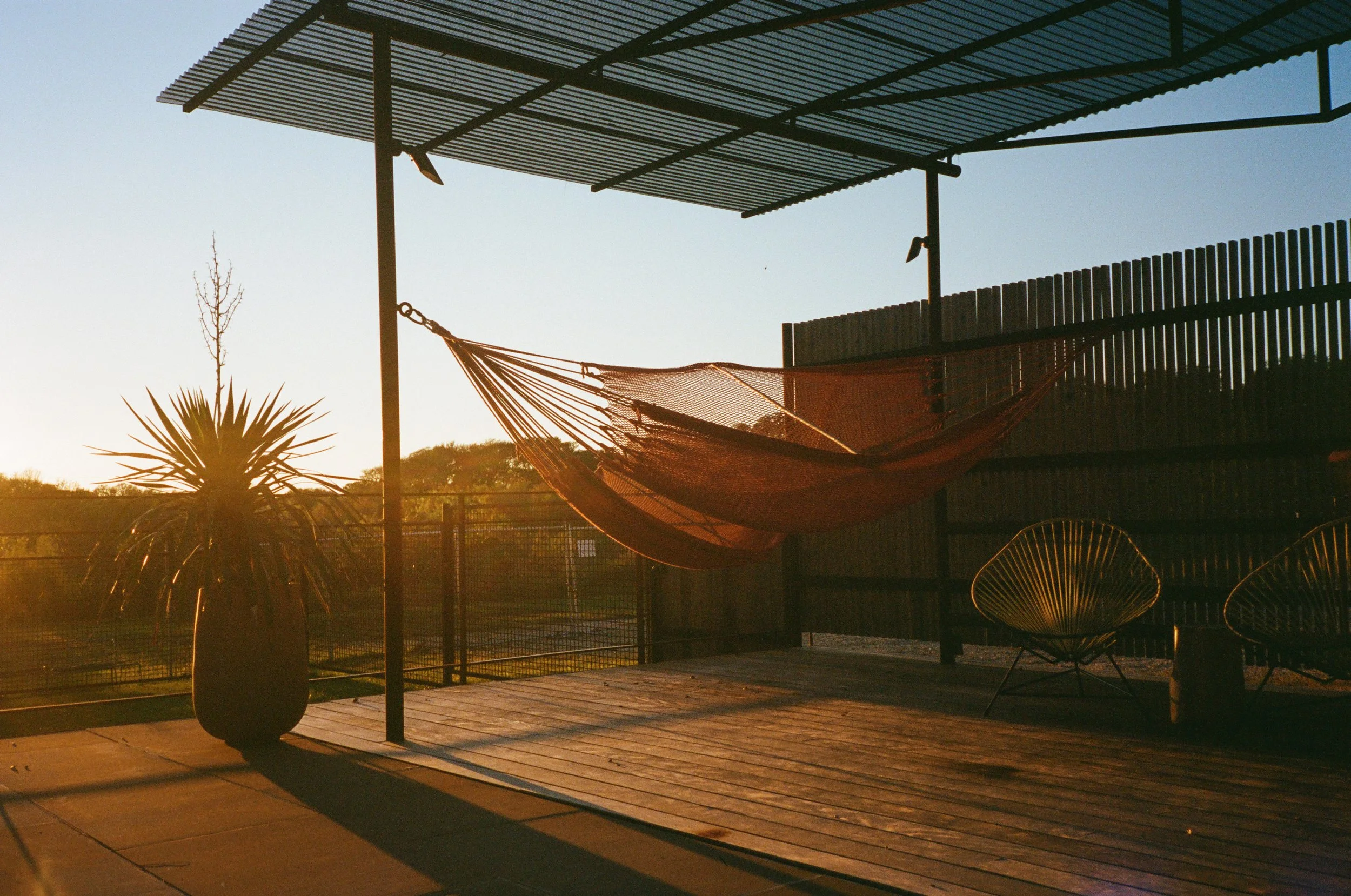 Cathlin McCullough_scenes-1.jpg