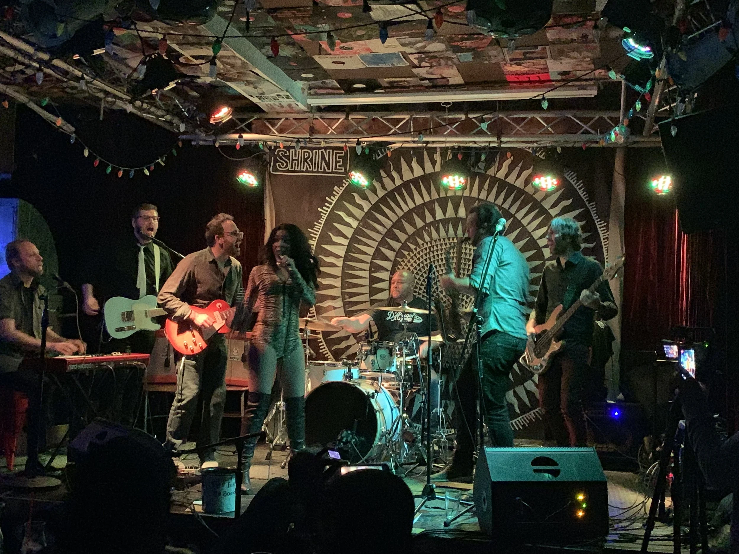 Jules and The Jinks Live Silvana