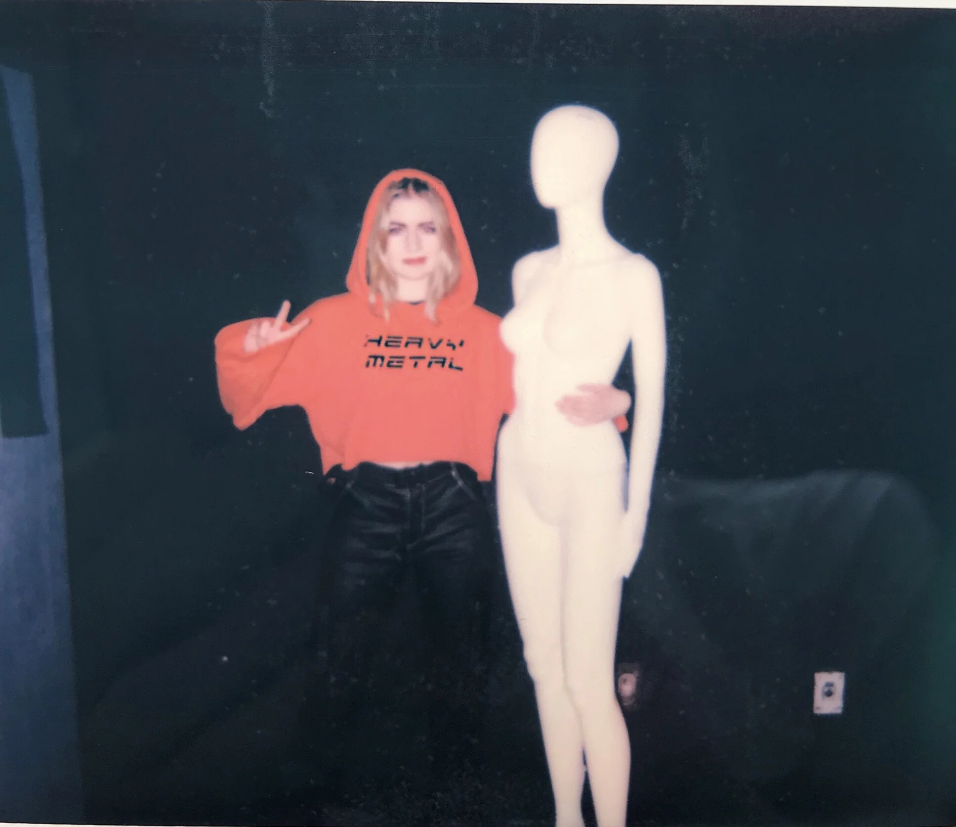 Facetune_17-05-2018-17-40-09.jpg