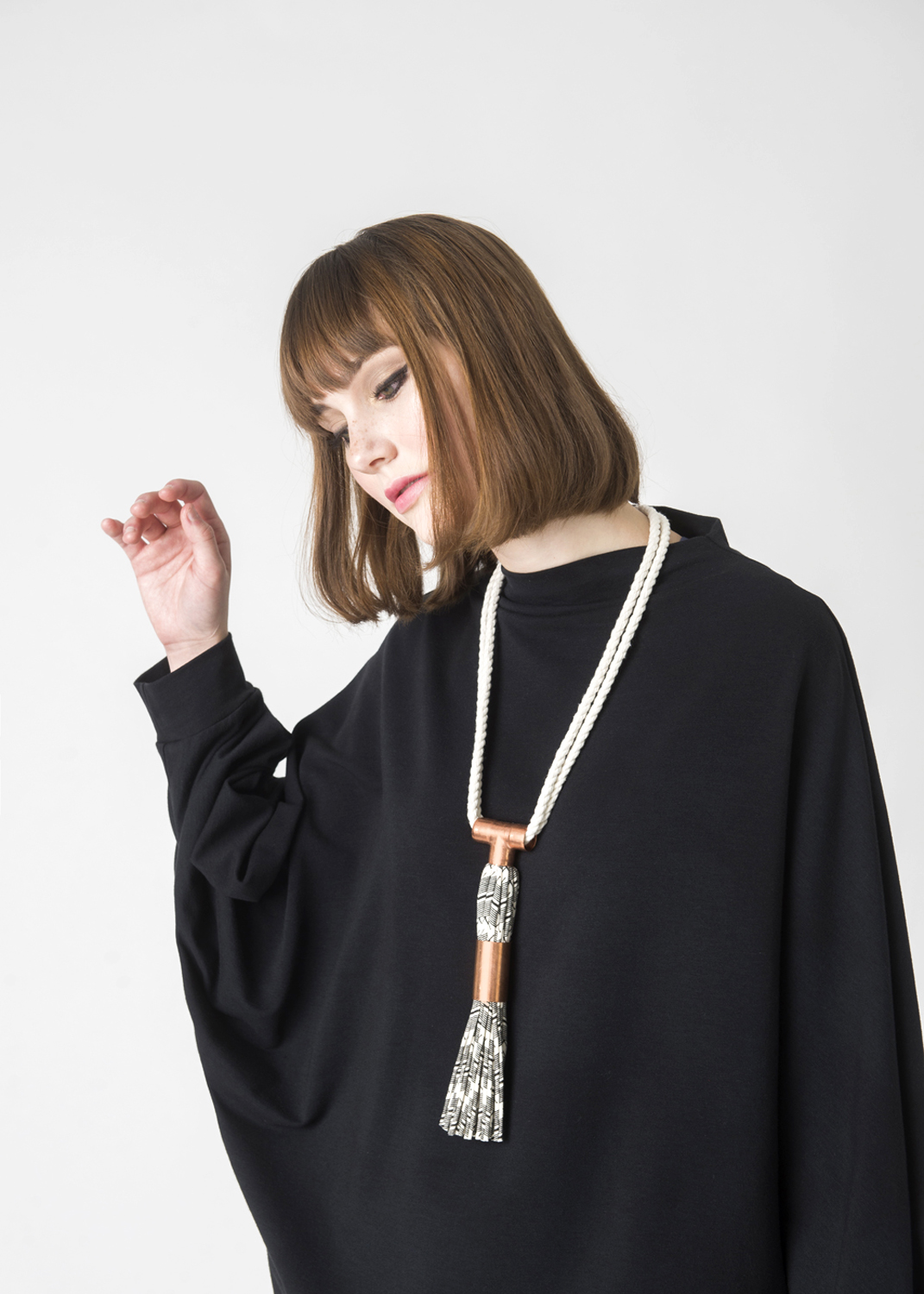 TeeNecklace_BWZigZag_model.jpg