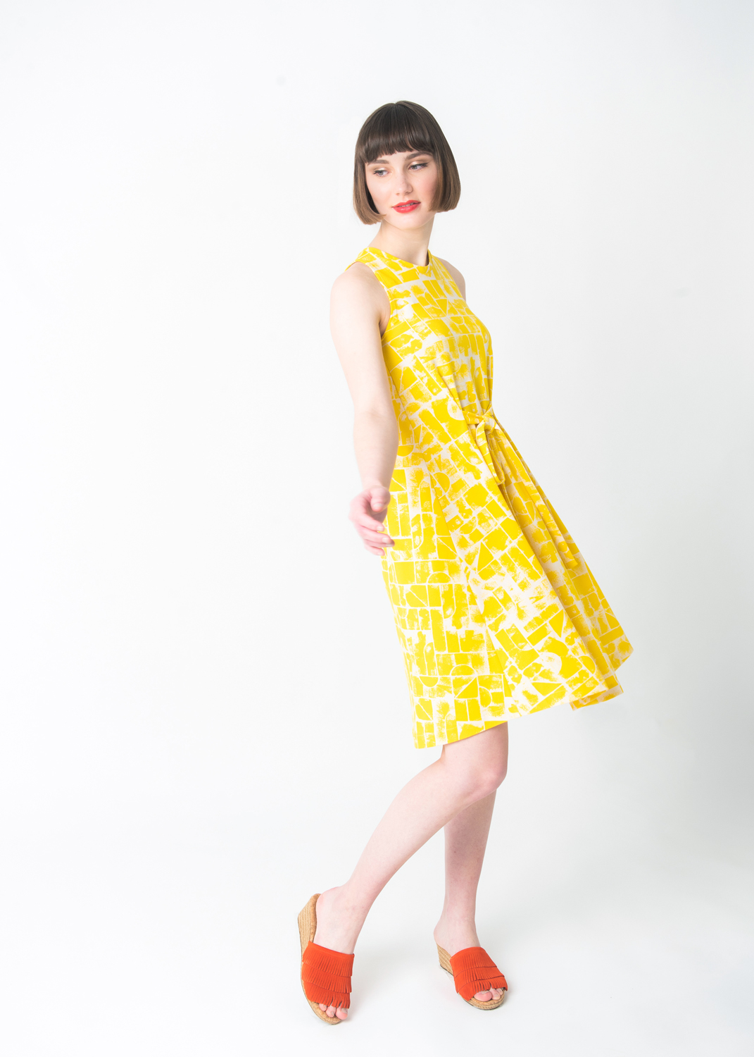 Transform_lemon_tiefront_swing.jpg