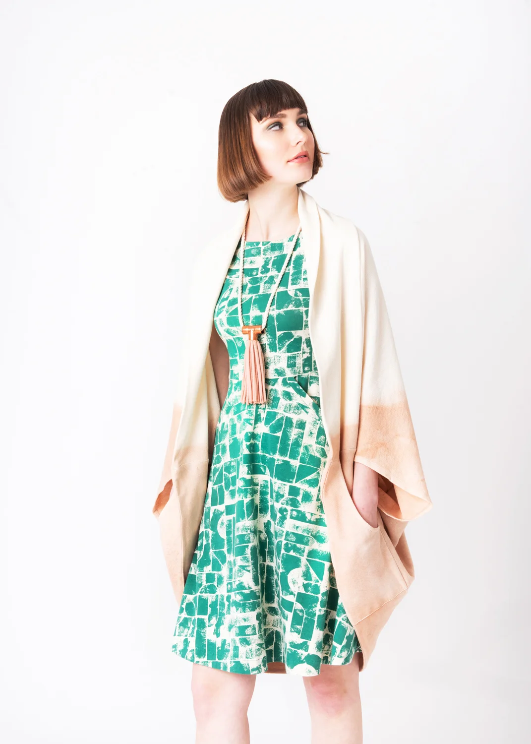 Fluctuate_Cardigan_green.jpg