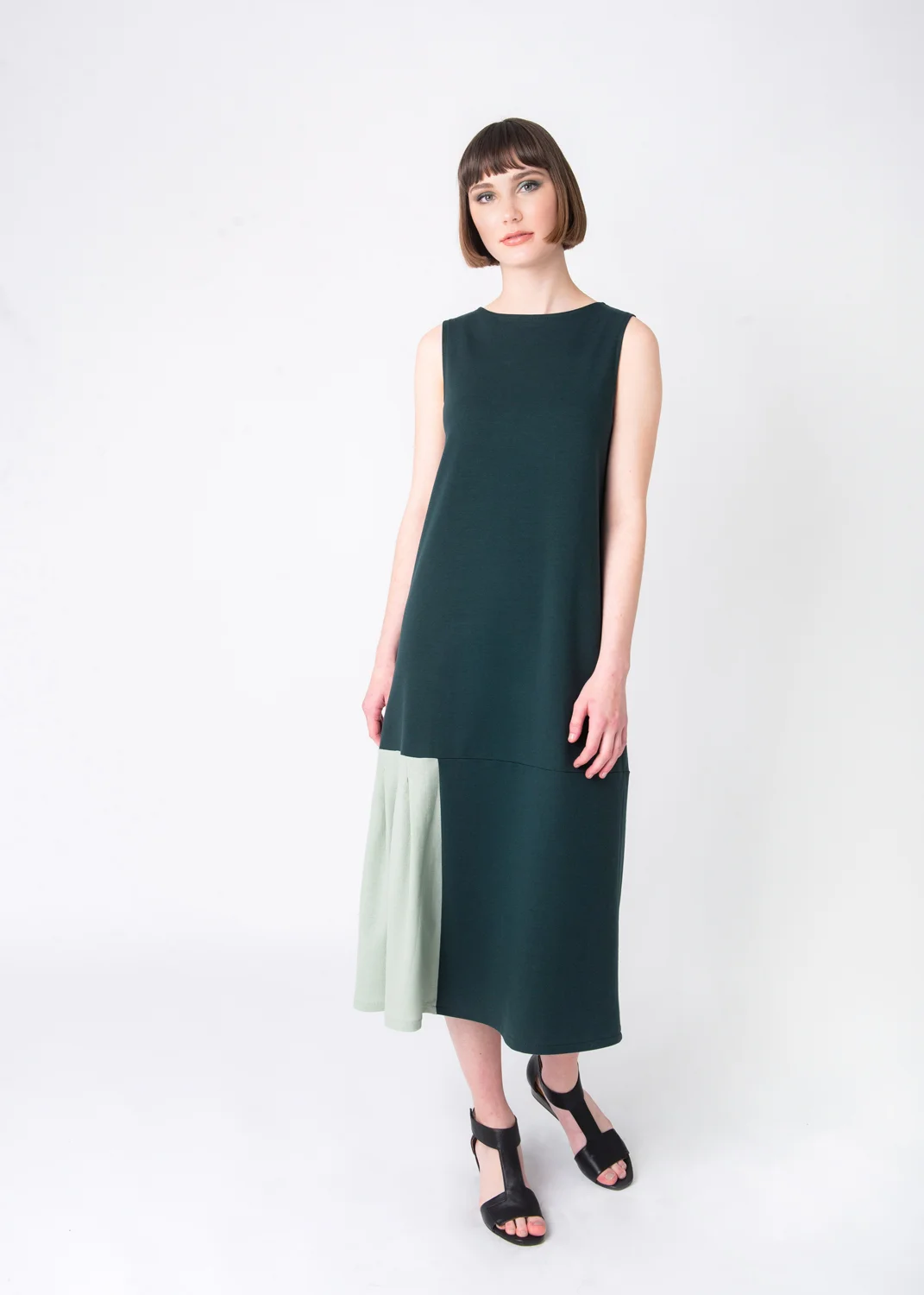 Moss_pine_front_flat.jpg