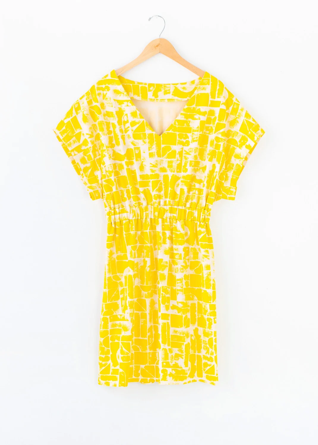 Surface_yellow_back.jpg
