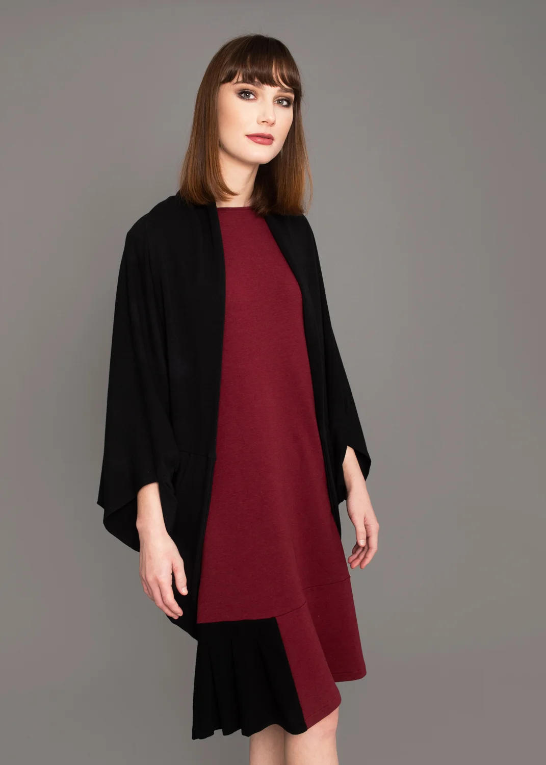 KL_FluicCardigan_Black_fraction.jpg