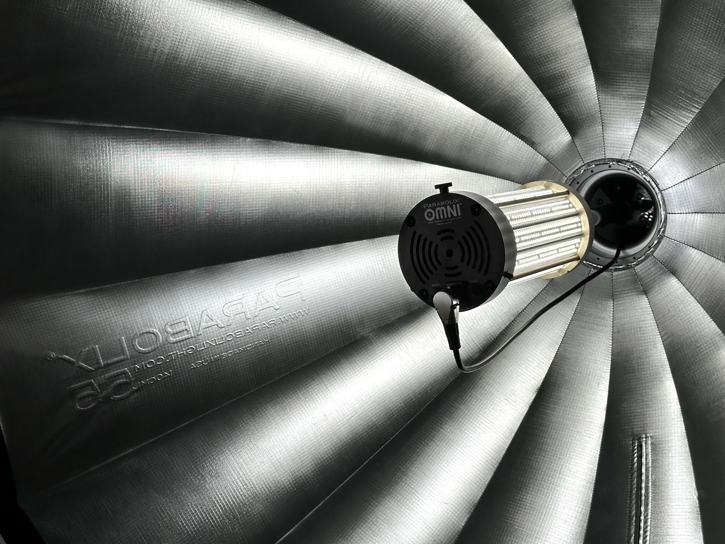 VSP Studios Omni LED by Parabolix_5190.JPG