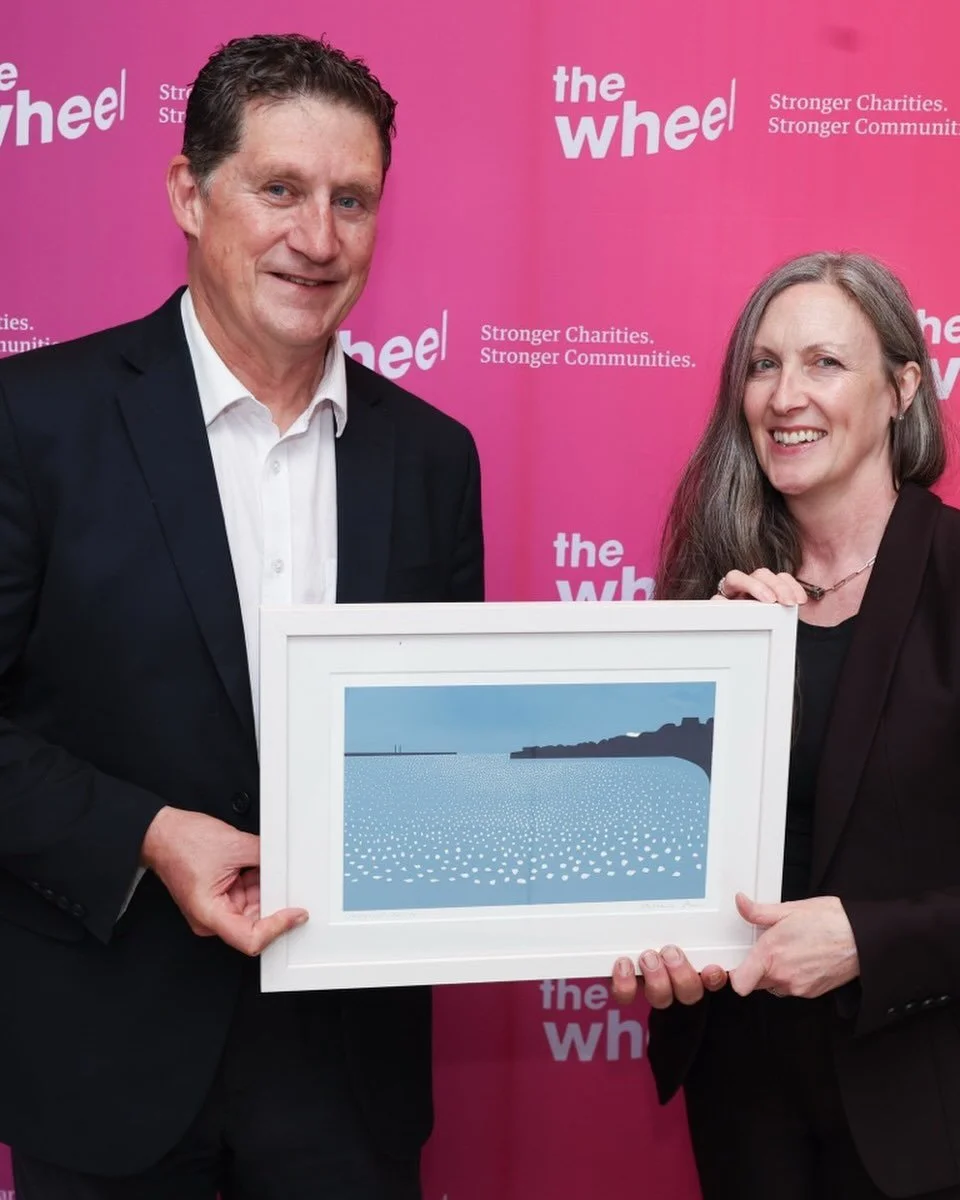 Delighted to have my SANDYCOVE print chosen for presentation to Minister Eamon Ryan @eamondryan at The Wheel&rsquo;s Annual Summit @thewheelirl this year. 

Pictured are Eamon Ryan, Minister for Transport, Climate, Environment and Communications and 