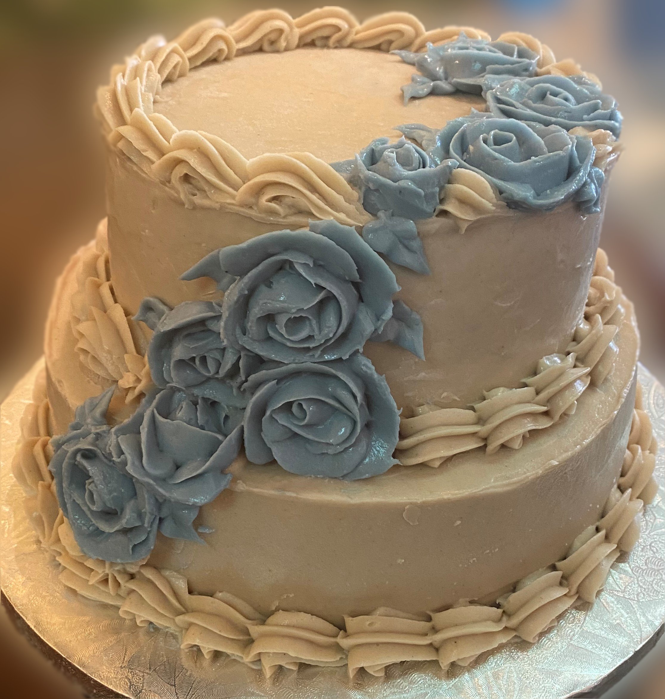 2 Tier Vanilla Cake with Vanilla Dream Cheese Frosting